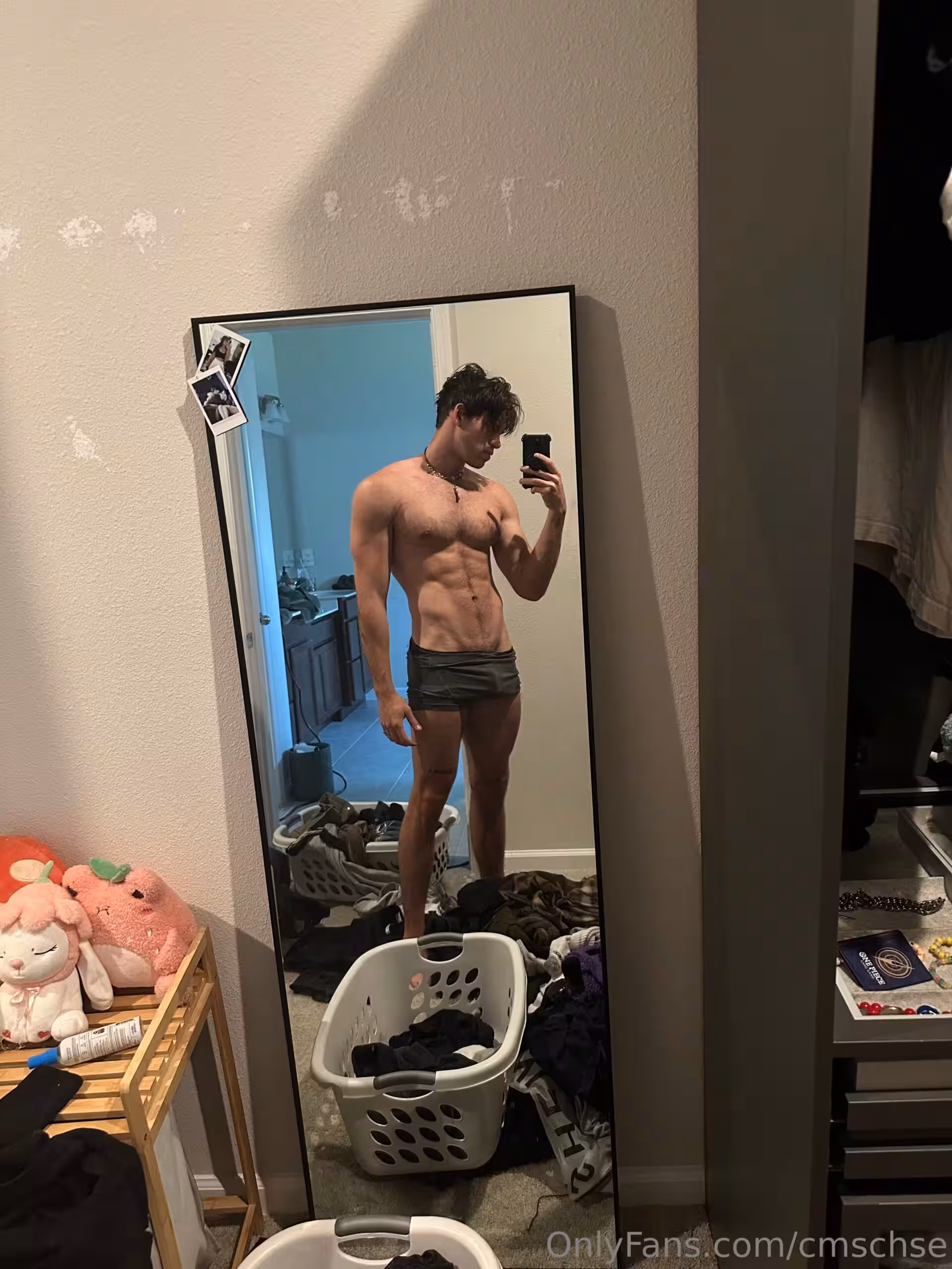 cum dumpster wanking off tiktoker Chase Stobbe leaked pics
2