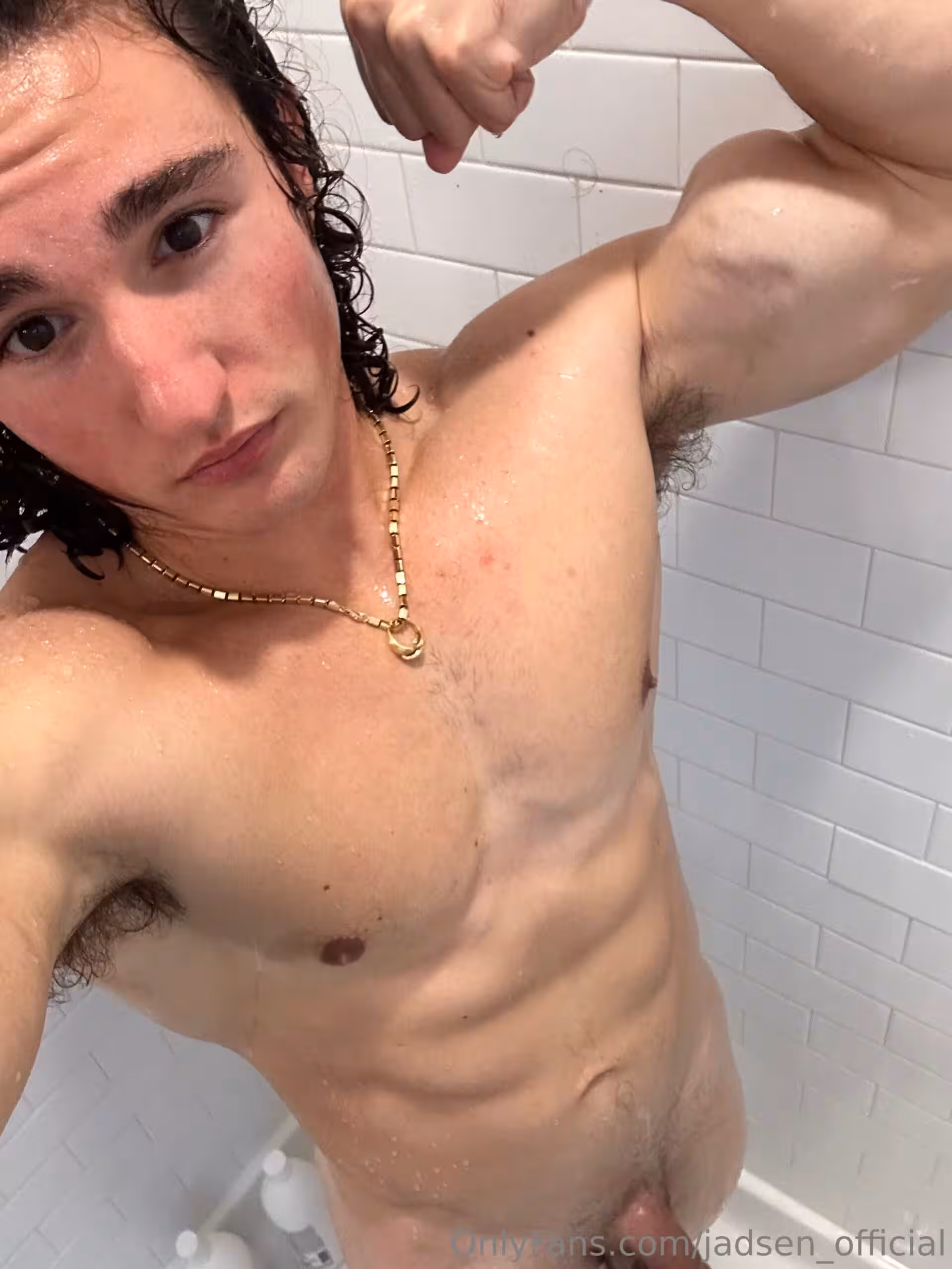 curly haired Jadsen sex leak
0