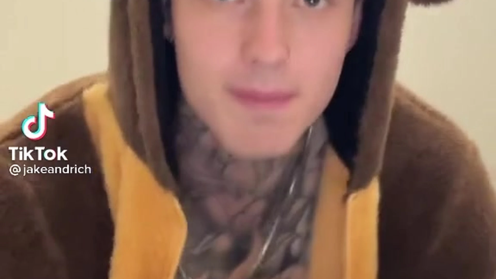 cutie tiktoker Jake Andrich nude
3
