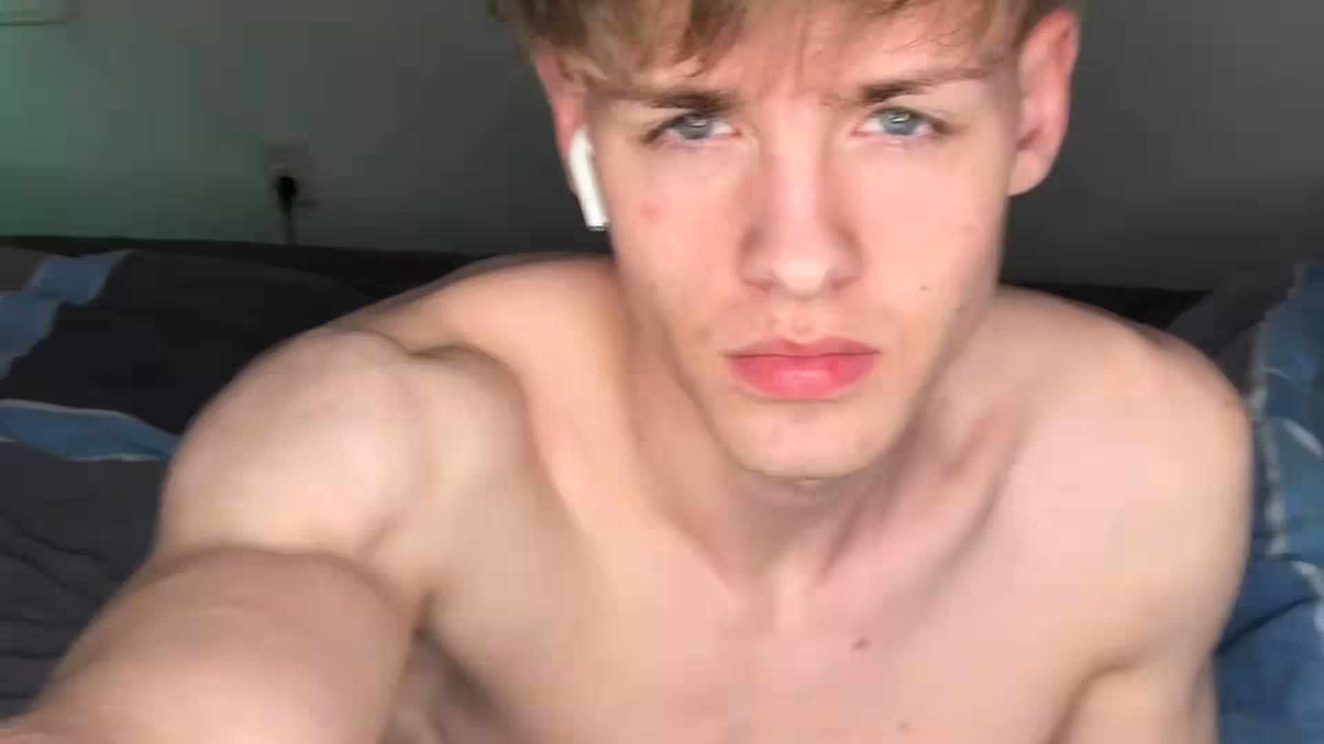 Effervescent  lucashall99 lucashall  special video
26
