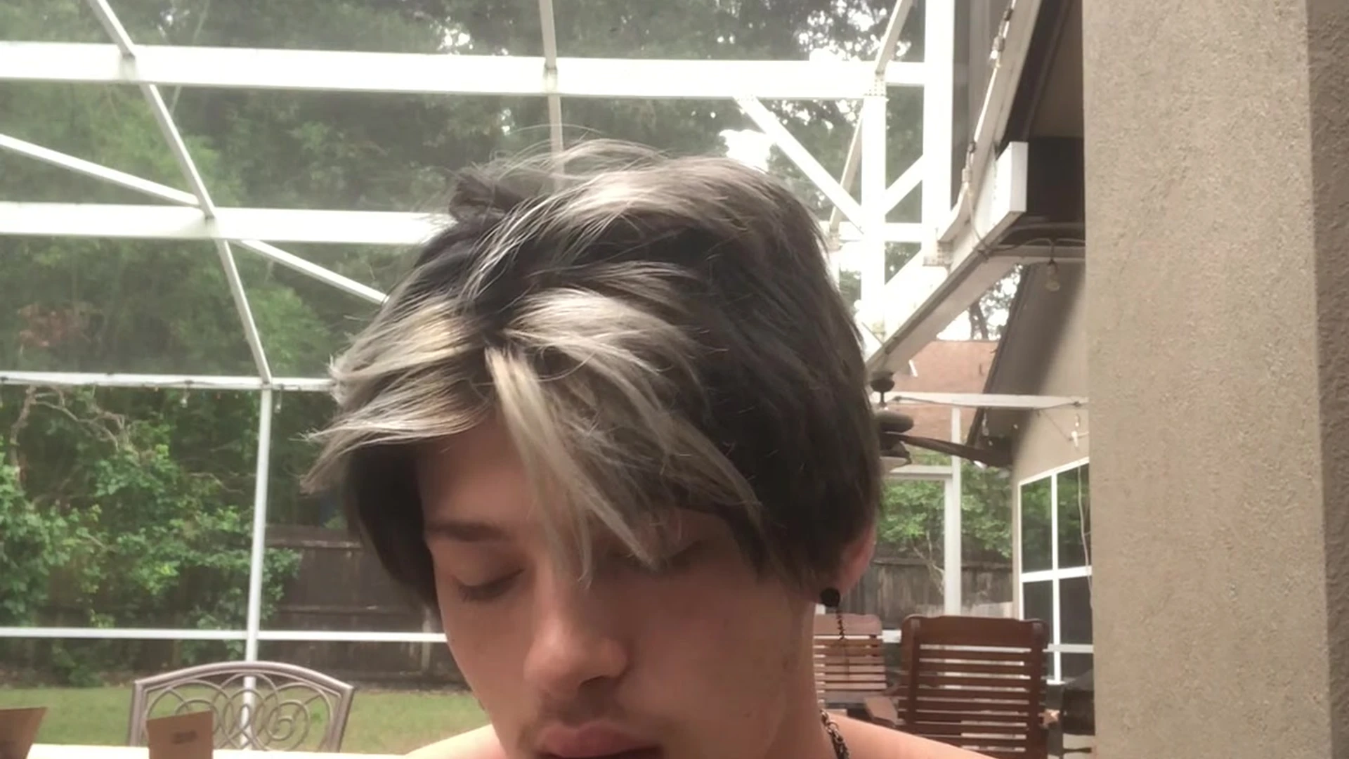 Effervescent  tiktoker cmschse of leak
4