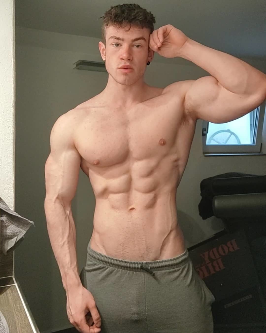 Epic BABE big cock martynlifts   Full leaked video
6