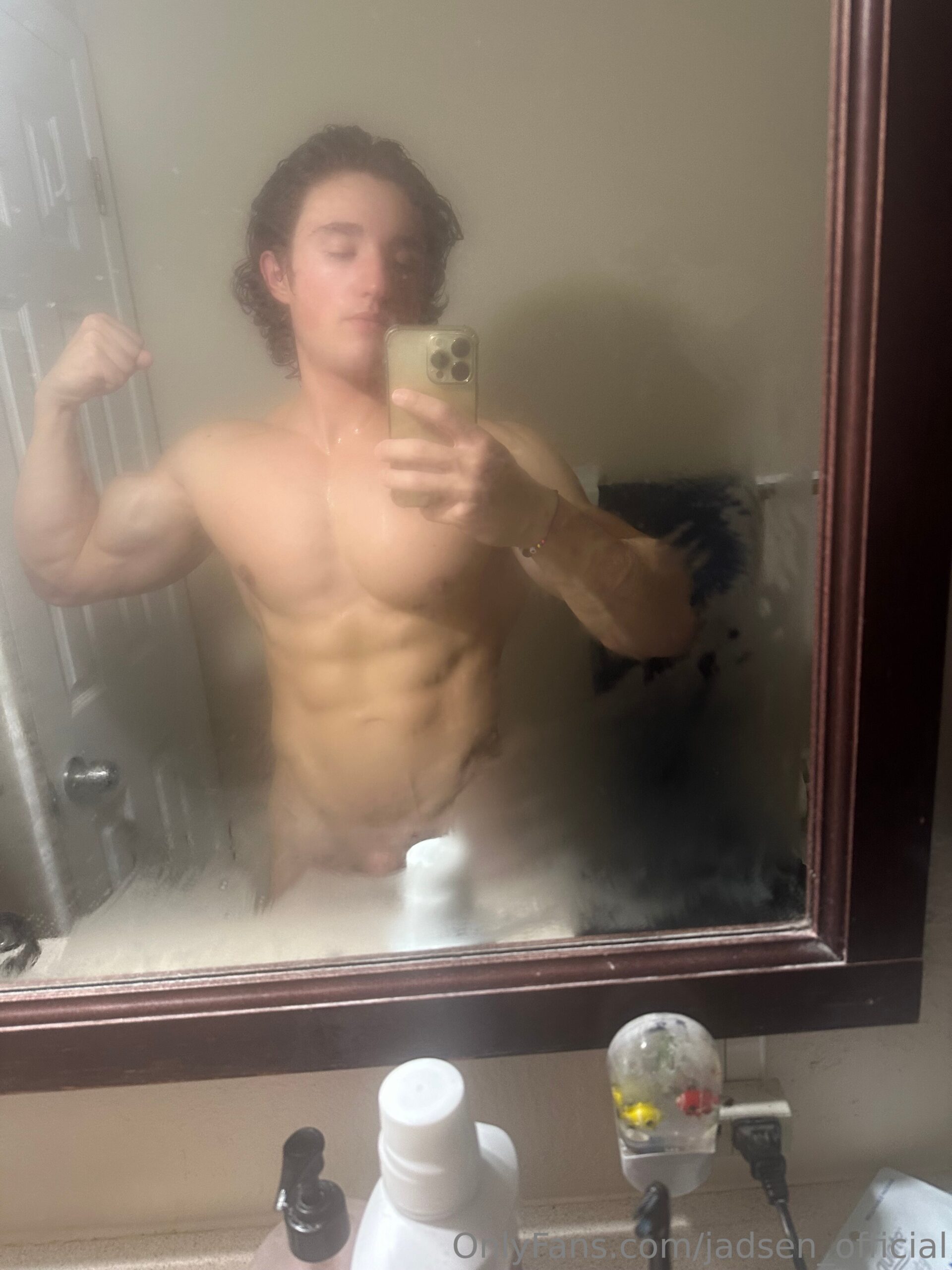 Epic Benevolent beefy jadsen_official cock
0