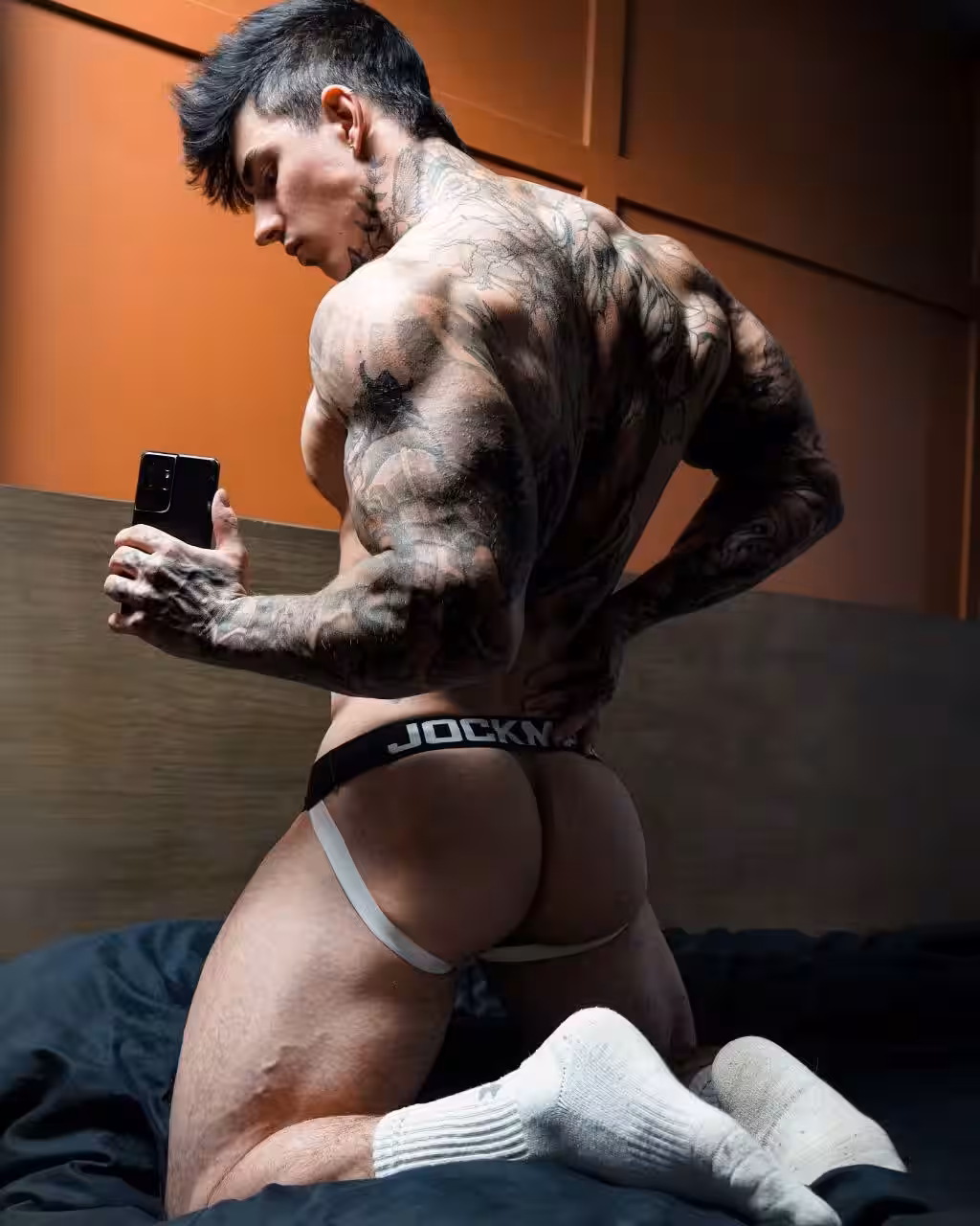 Epic big cock Jake Andrich clips
0