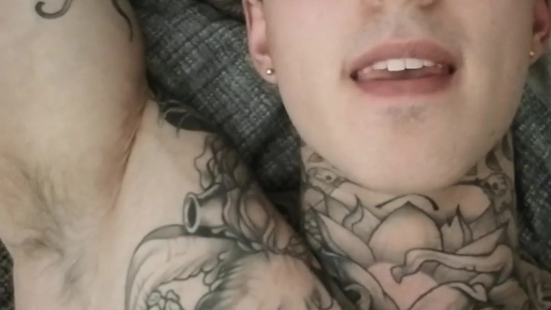Epic fucktoy tiktok star Jakipz leak
2