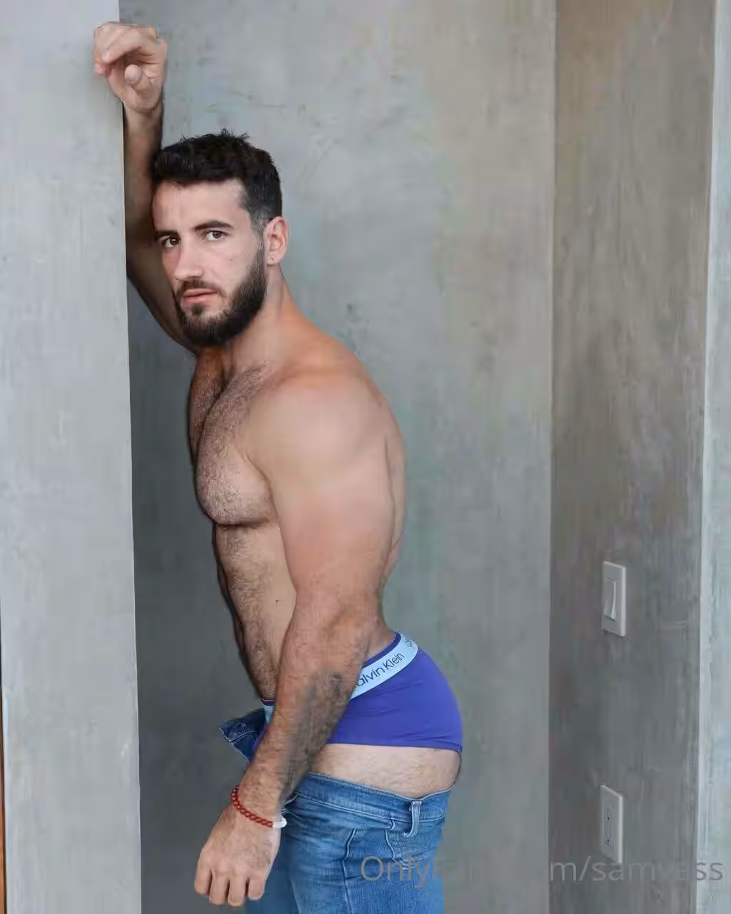 Epic hairy Sotirios Vasileiou leaked pics
0