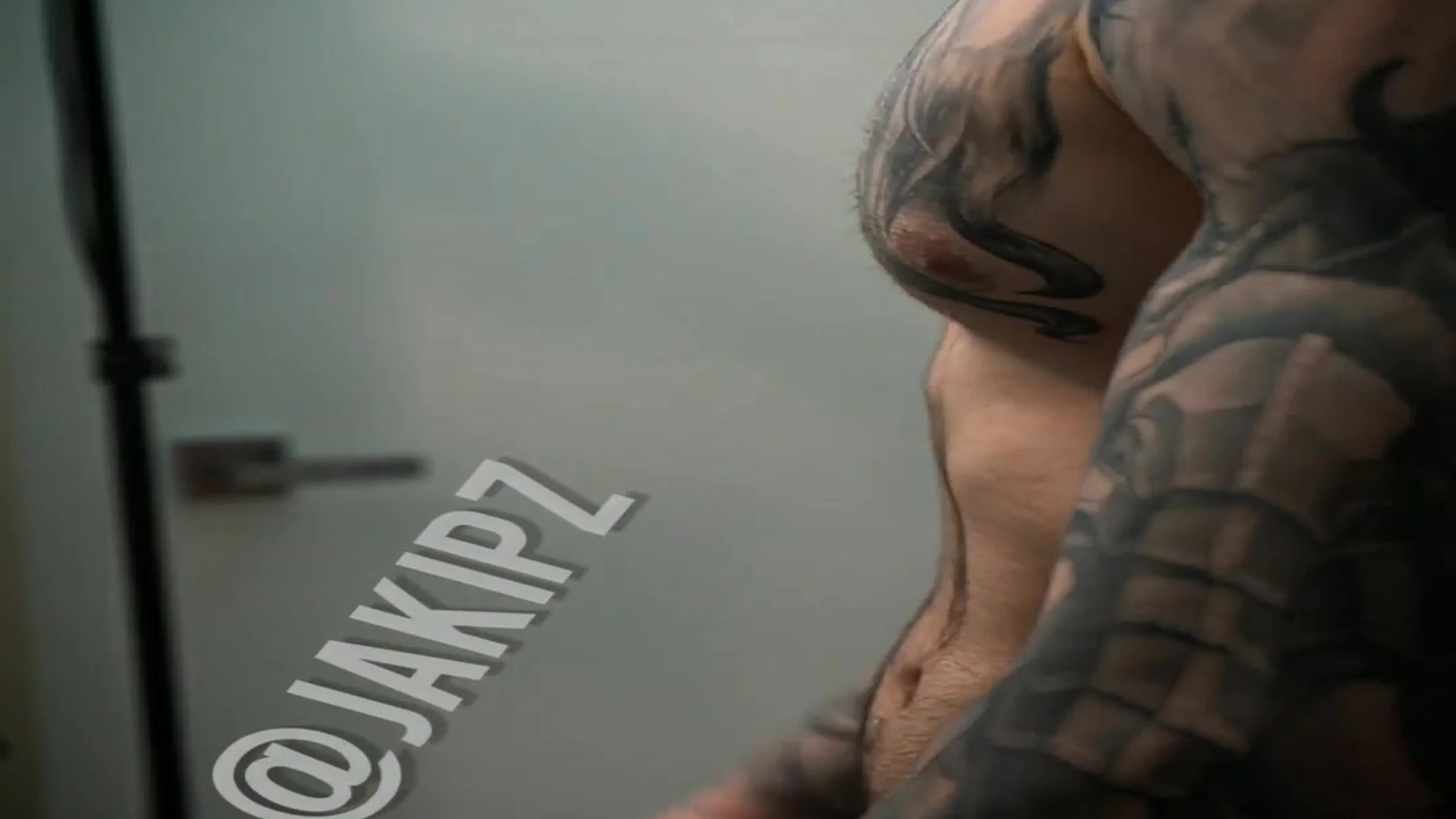 Epic huge dick Jakipz Naked
2