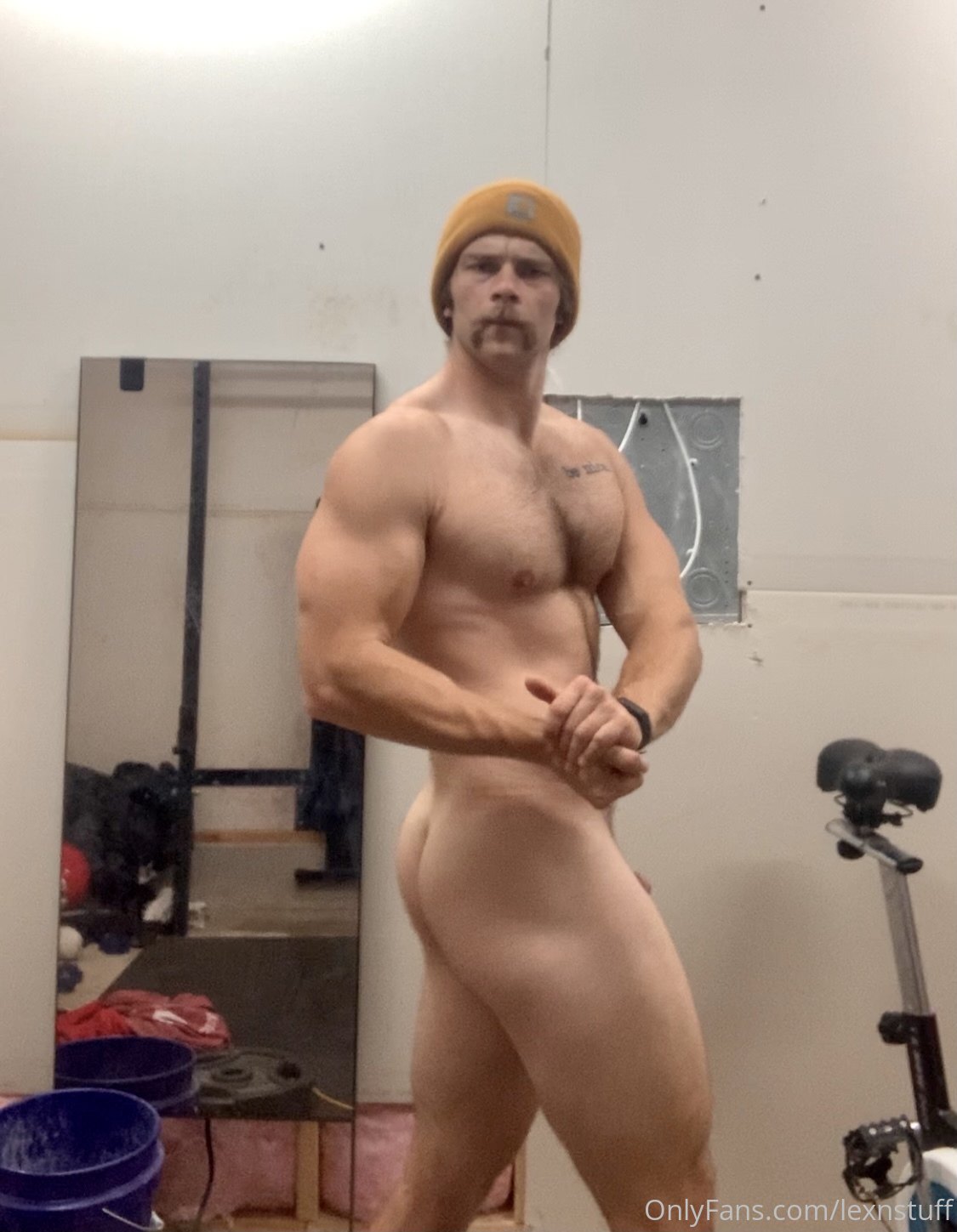 Epic hunky DILDO Alex Lederman twitter
0