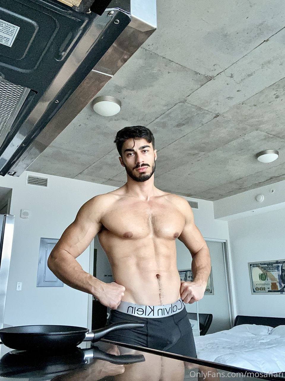 Epic Iranian mosaffari onlyfans nudes
1