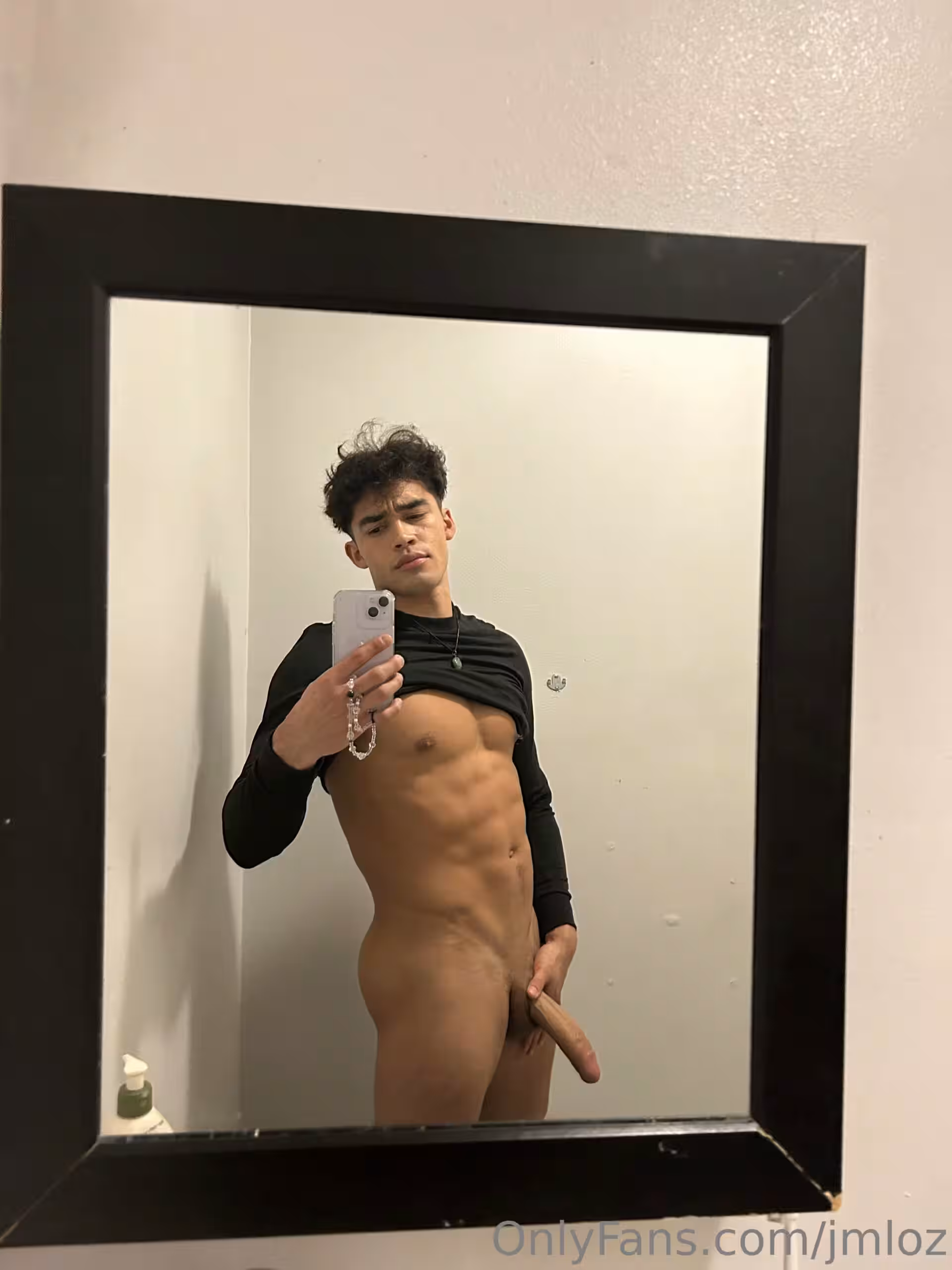 Epic whore latino jmloz Onlyfans leaked
3