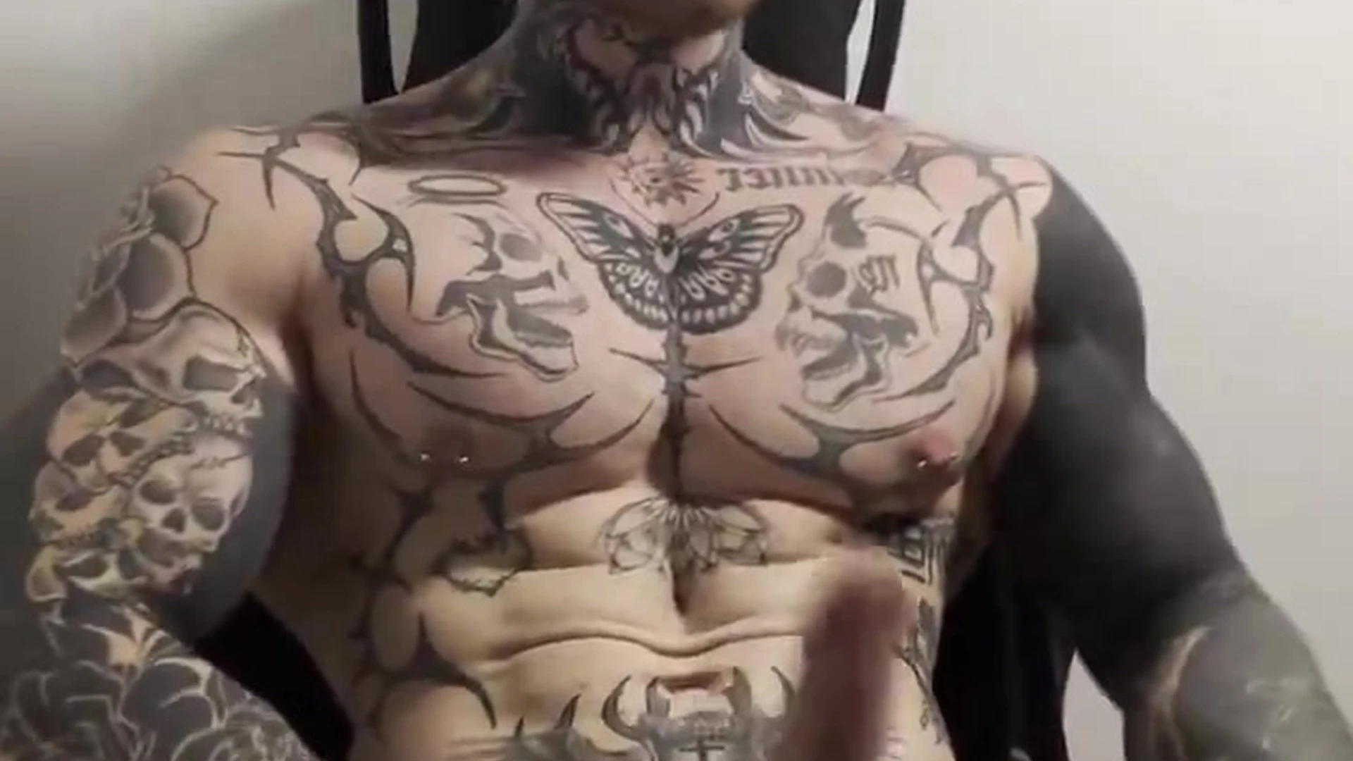 Epic whore tattooed xmartynx Onlyfans leaked
2