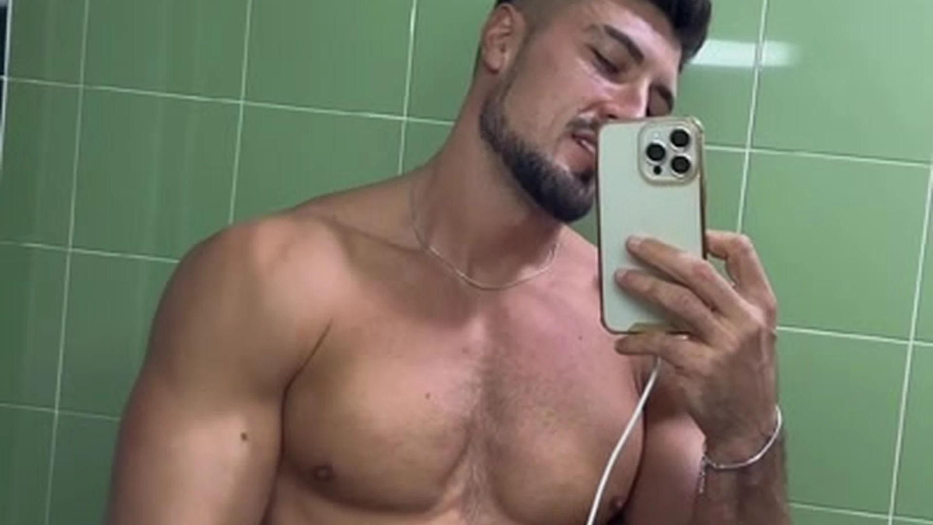 ex soccer player Miguel Guerrero Albarrán Onlyfans nude
23