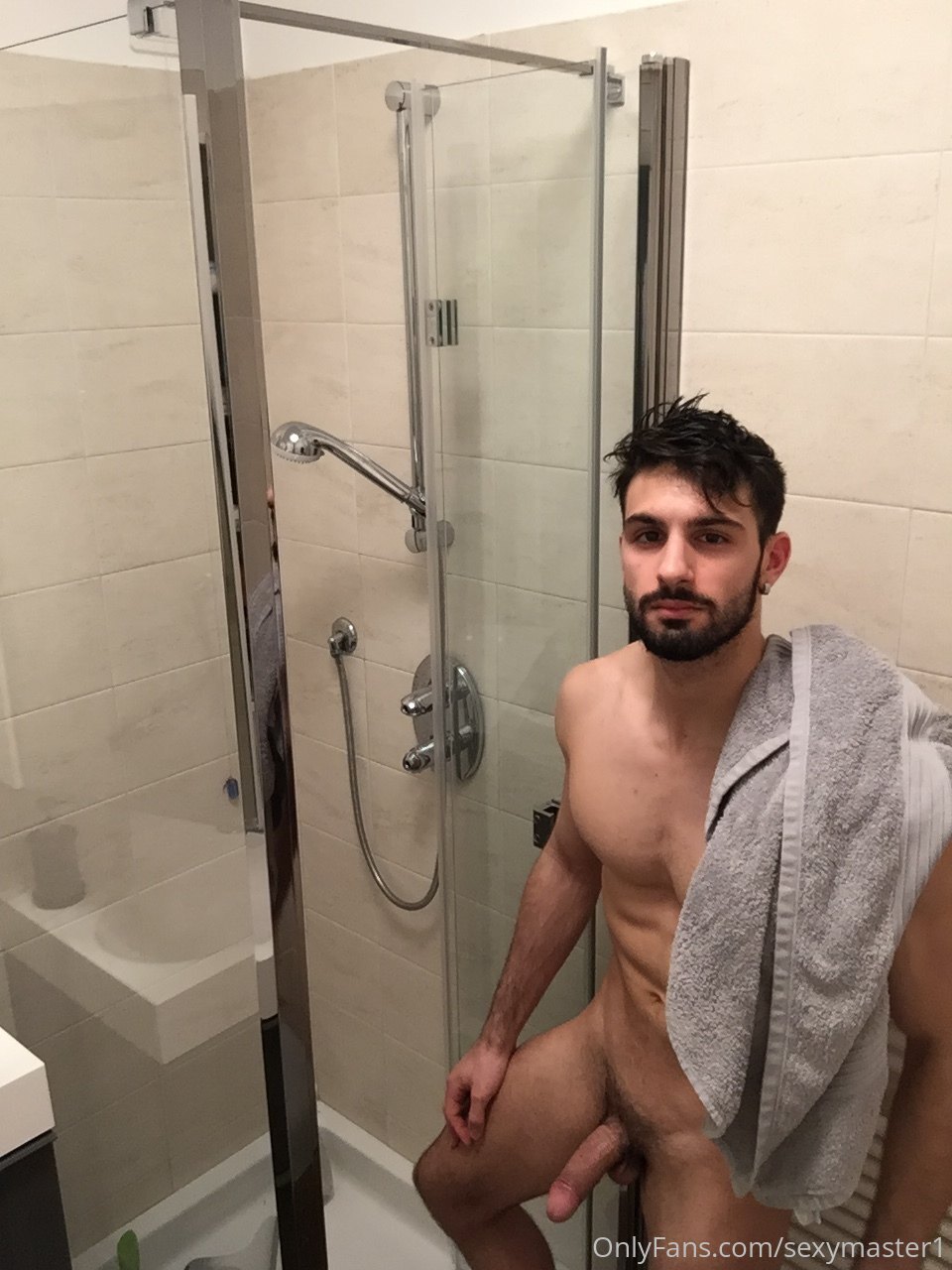Exposed artistic italiano Parsifaltheking nudes
3