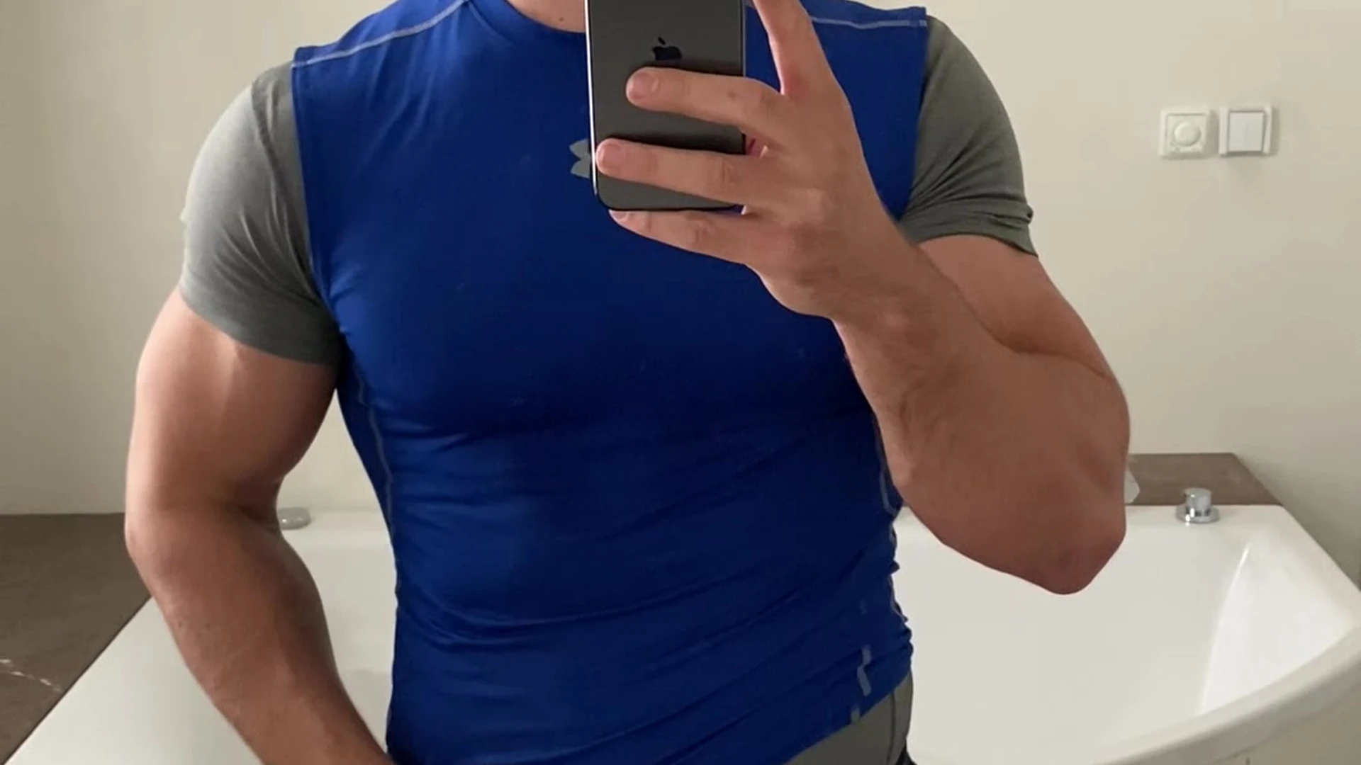Exposed Chiseled Jakub Bandoch leaked pics
0