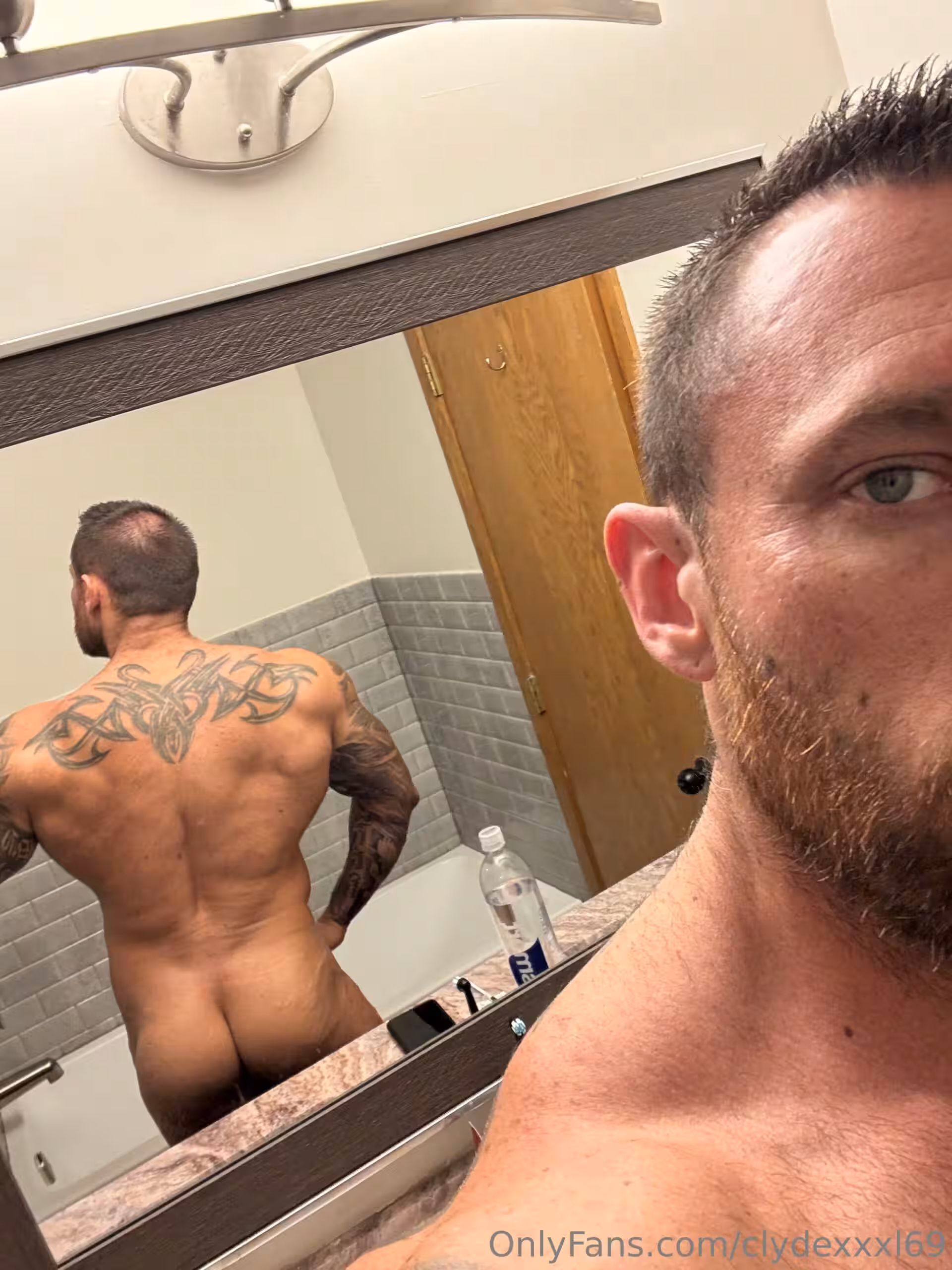 Exposed cum dumpster dad clydexxxl69 pic porn
0