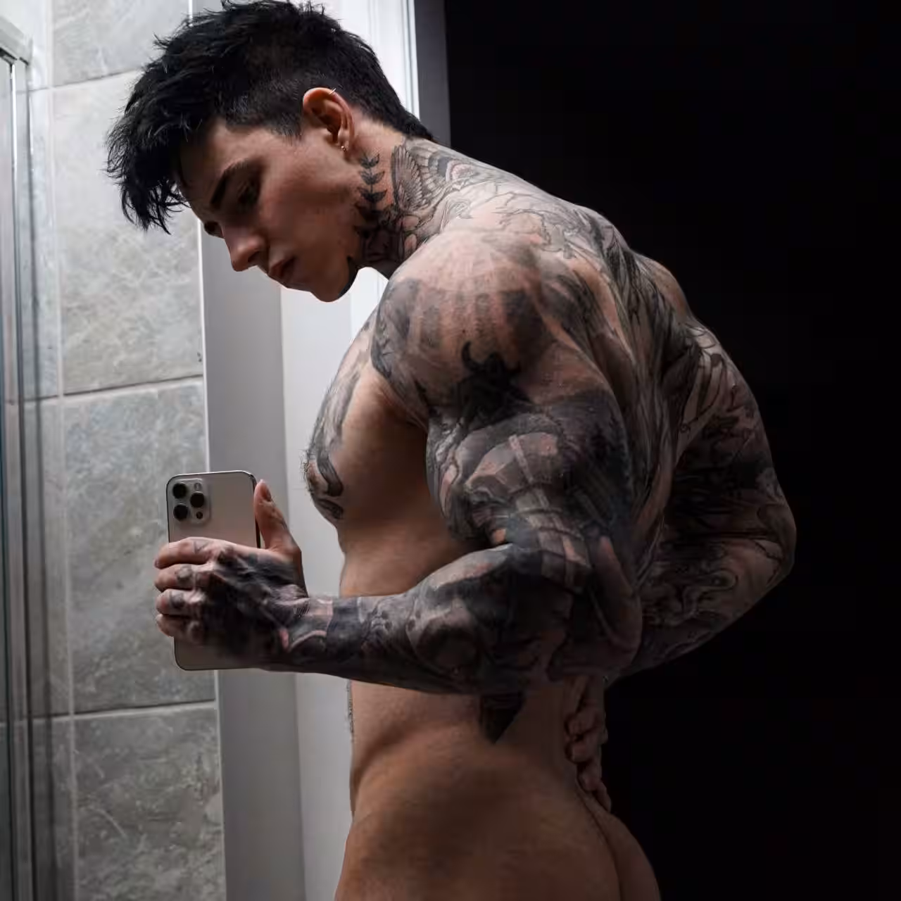 Exposed cutie big dick Jakipz onlyfans leaks pic
2