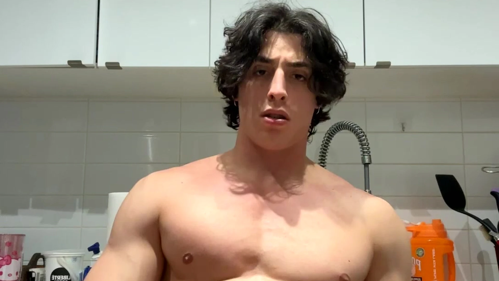 Exposed Enticing Youssef khelil sextape
2
