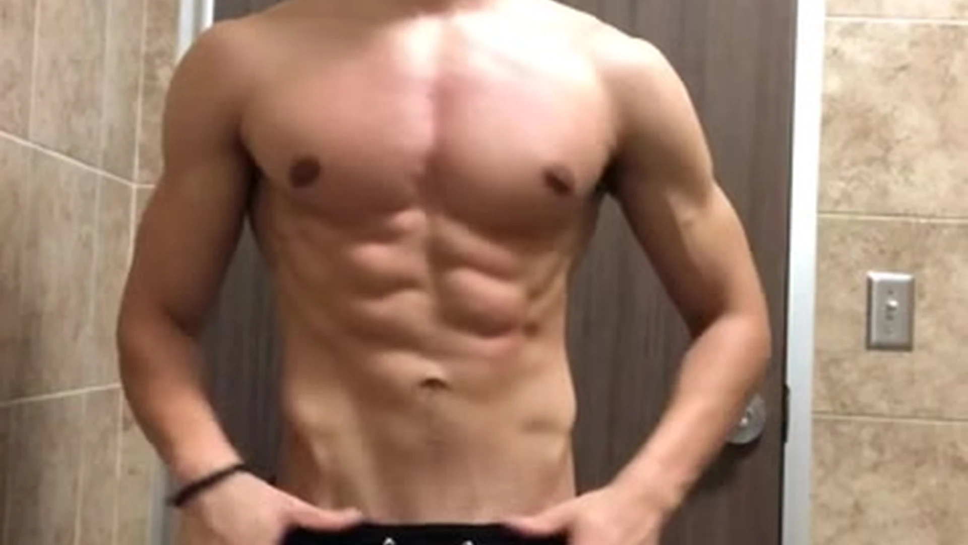 Exposed hot jock Chase Stobbe Nude onlyfans
1