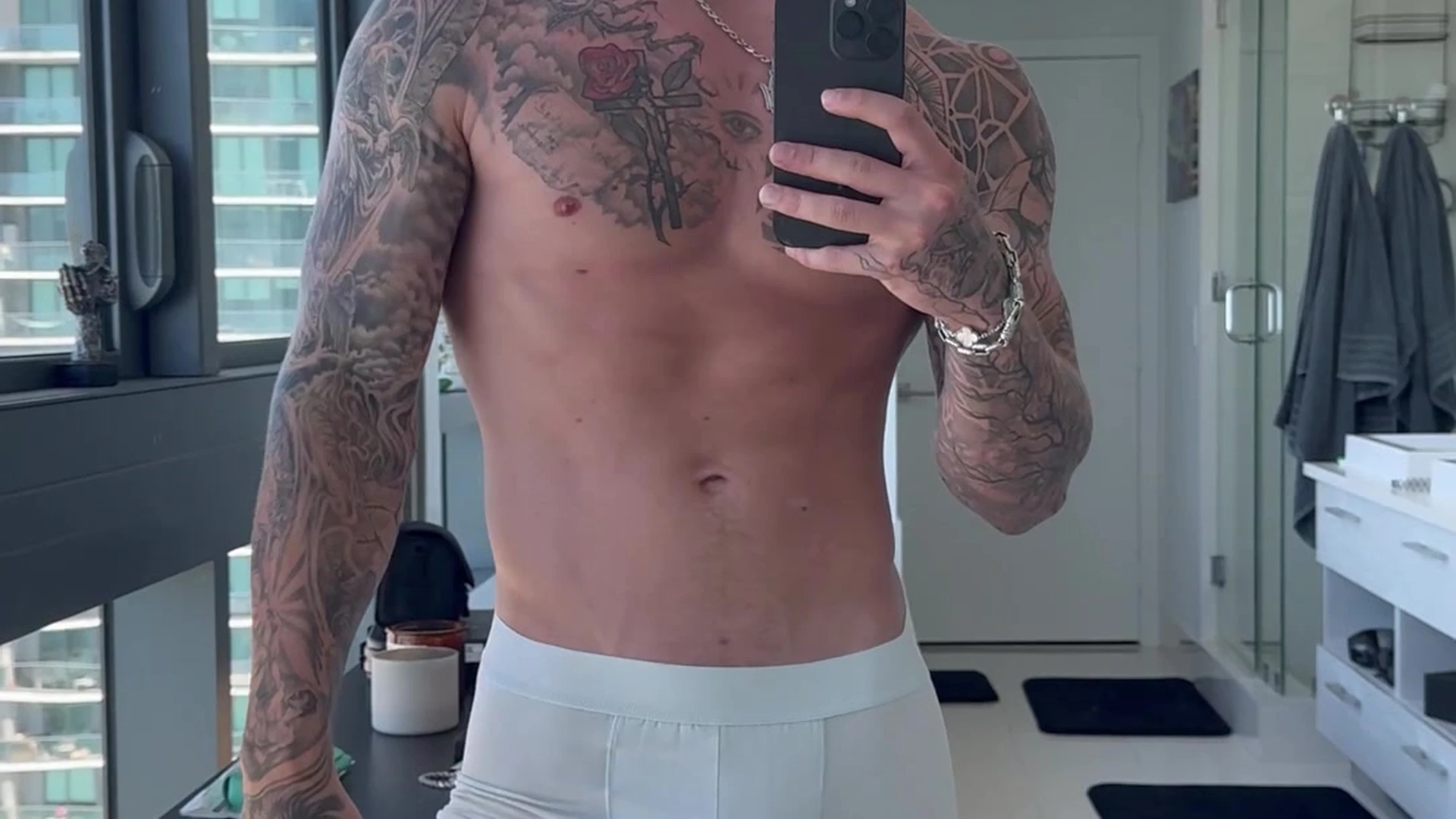 Exposed Hungry troytempts onlyfans
0