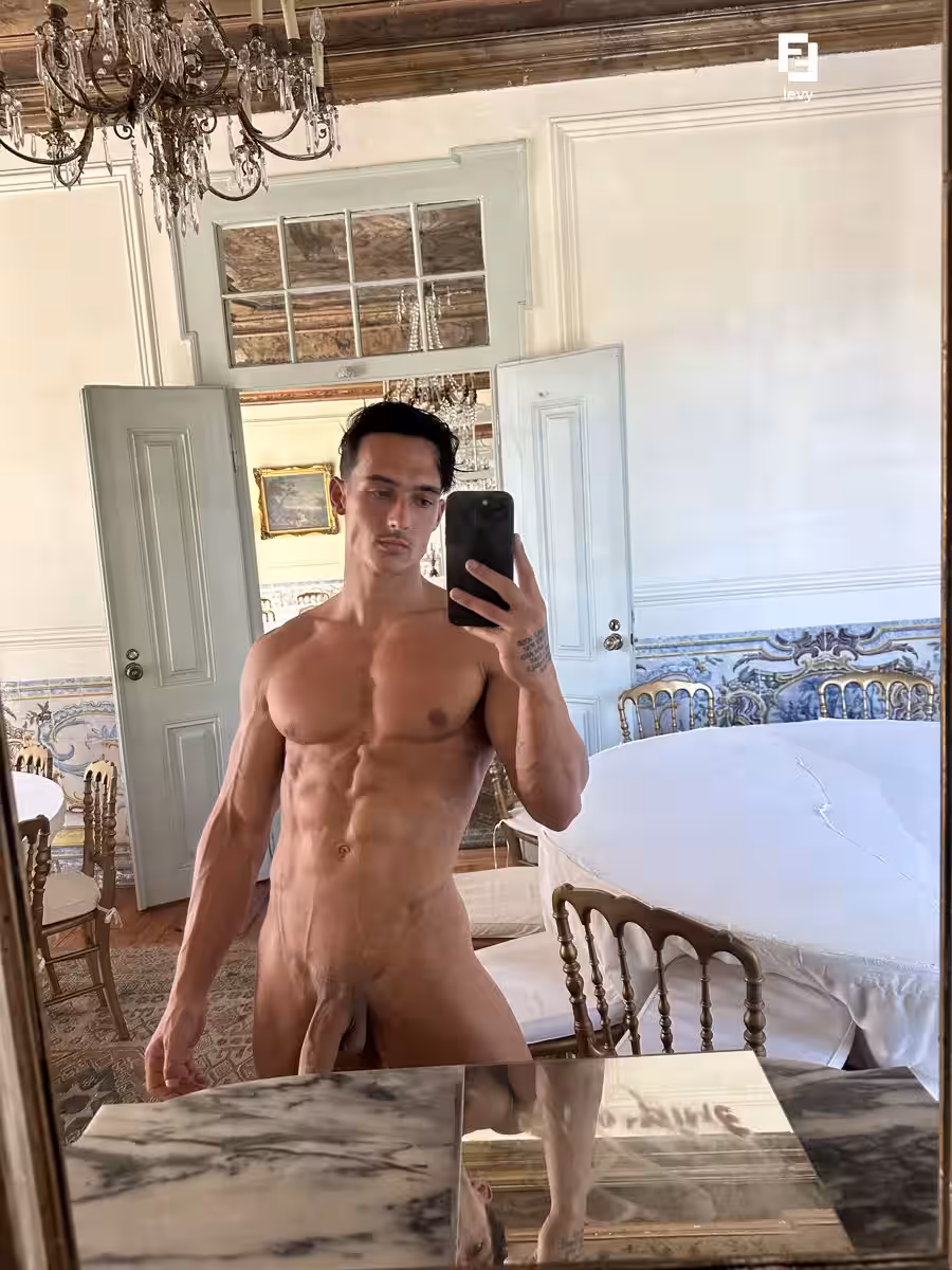 Exposed muscle DUTCH levyvanwilgen free onlyfans
0
