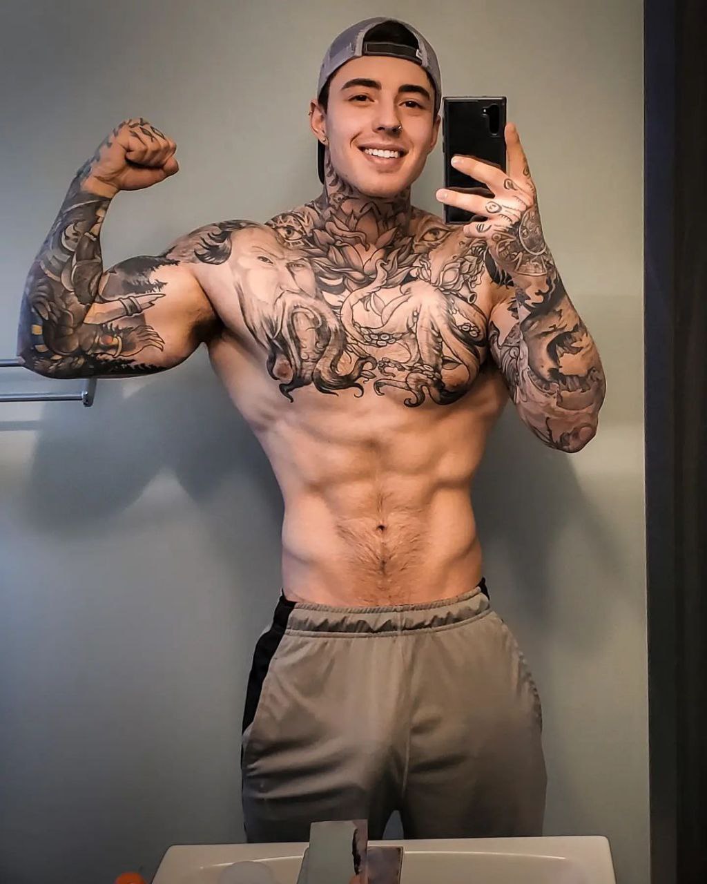 Exposed muscular verbal Jakipz cock Exclusive full video
0