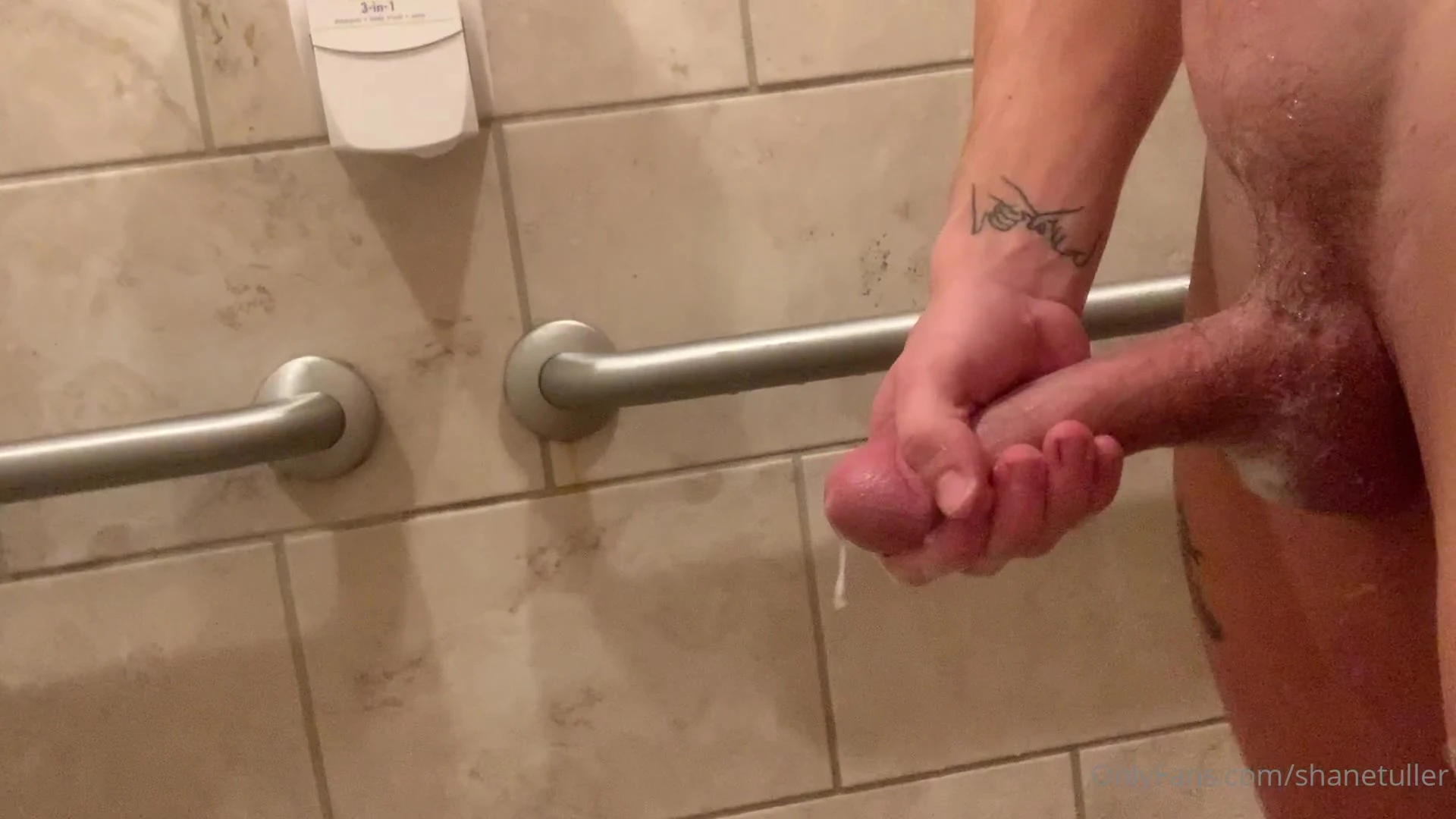 Exposed Resolute assplay Shawn Brooks porn
0