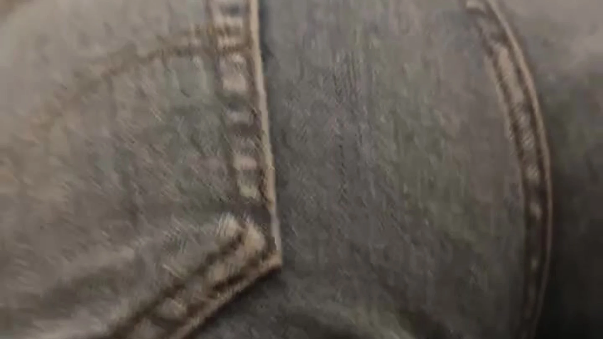 Exposed stud Samvass reddit
0