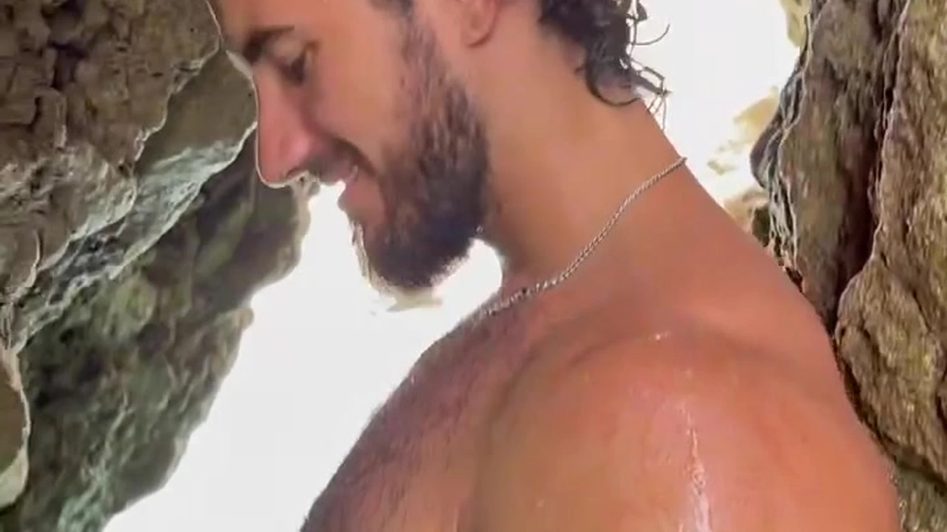 Exposed stud Sotirios Vasileiou Naked Leaks
1