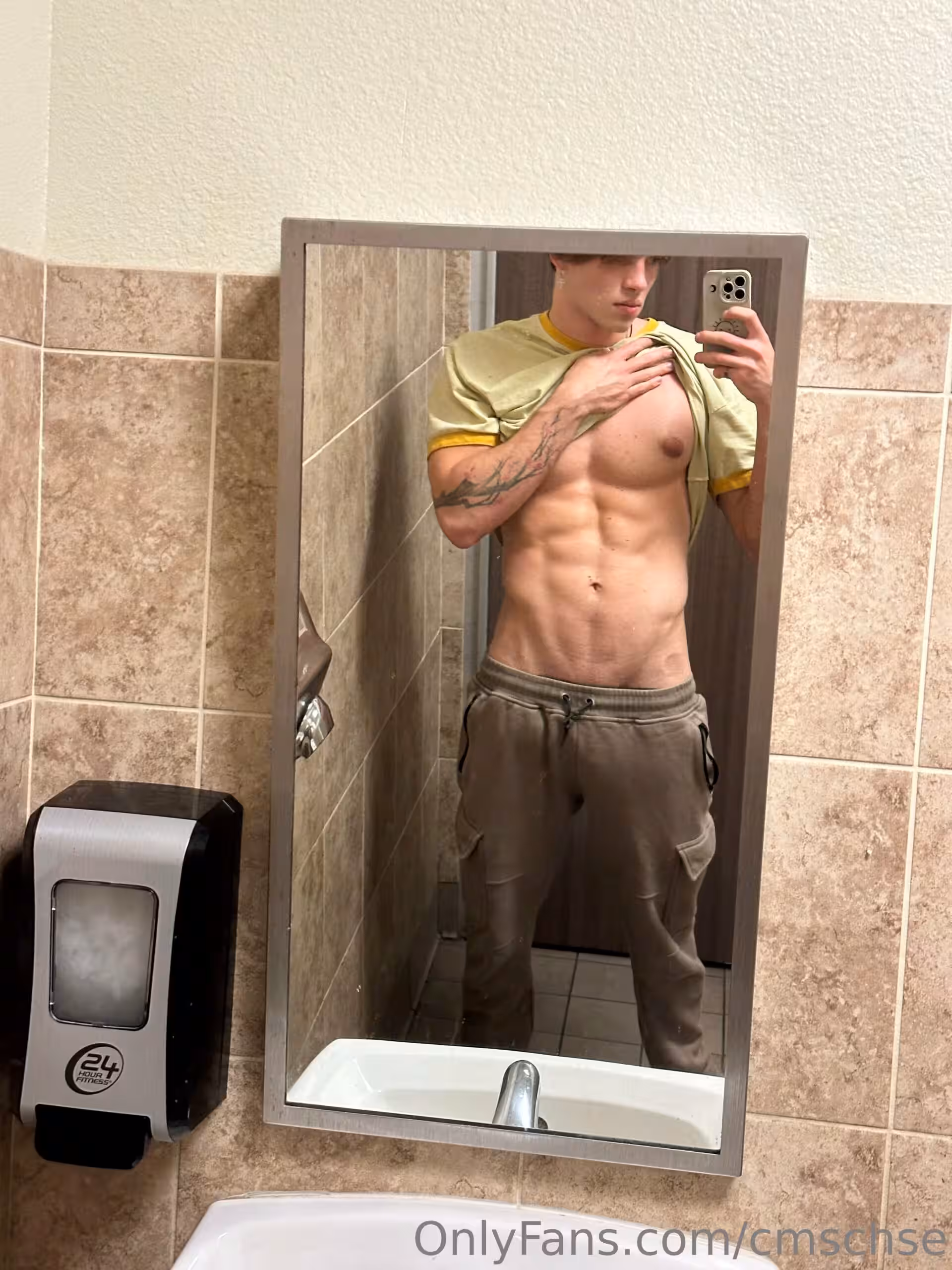 Exposed tiktoker cmschse Nude leak OF
2