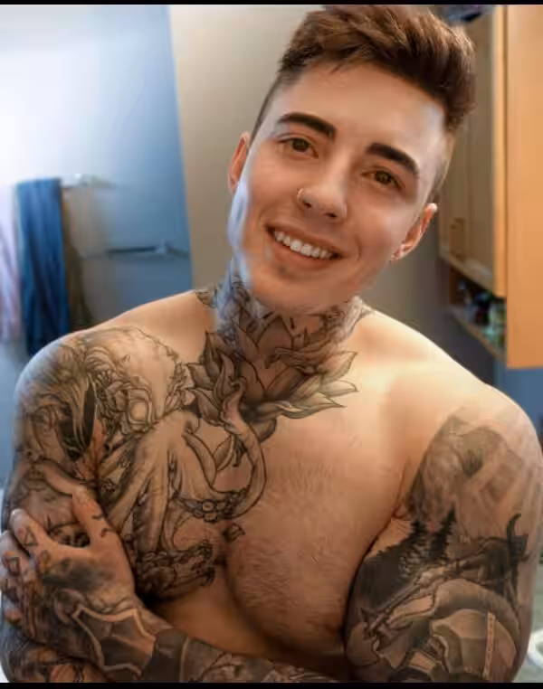 Exposed verbal Jake Andrich nude
1