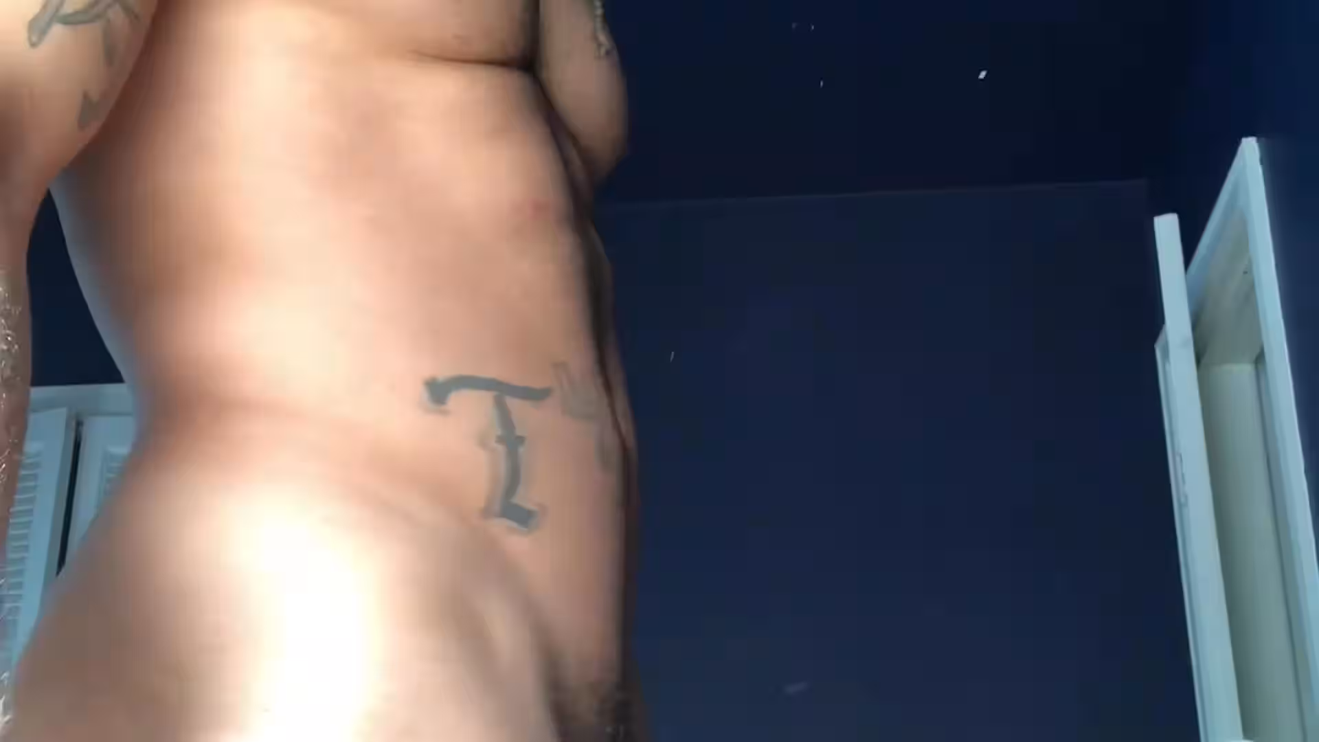 Flashman Wade dallaswade   Hello  sometimes ya gotta let him swing lol still doin private videos  messa
0