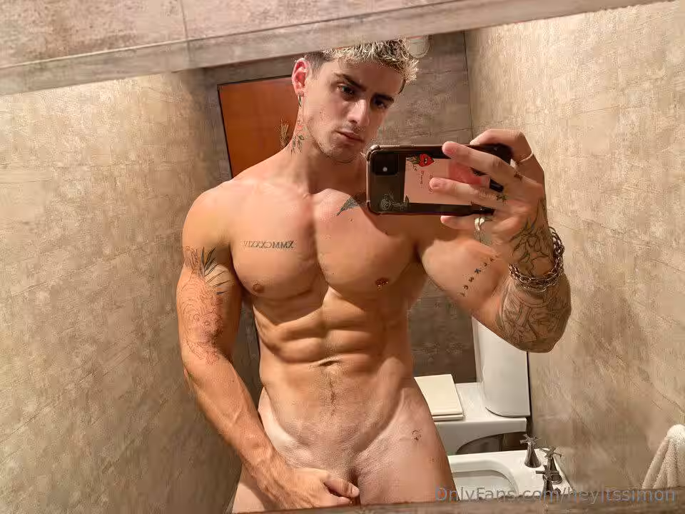 gorgeous playing with himself tío Simón Costa nude porn leak
1