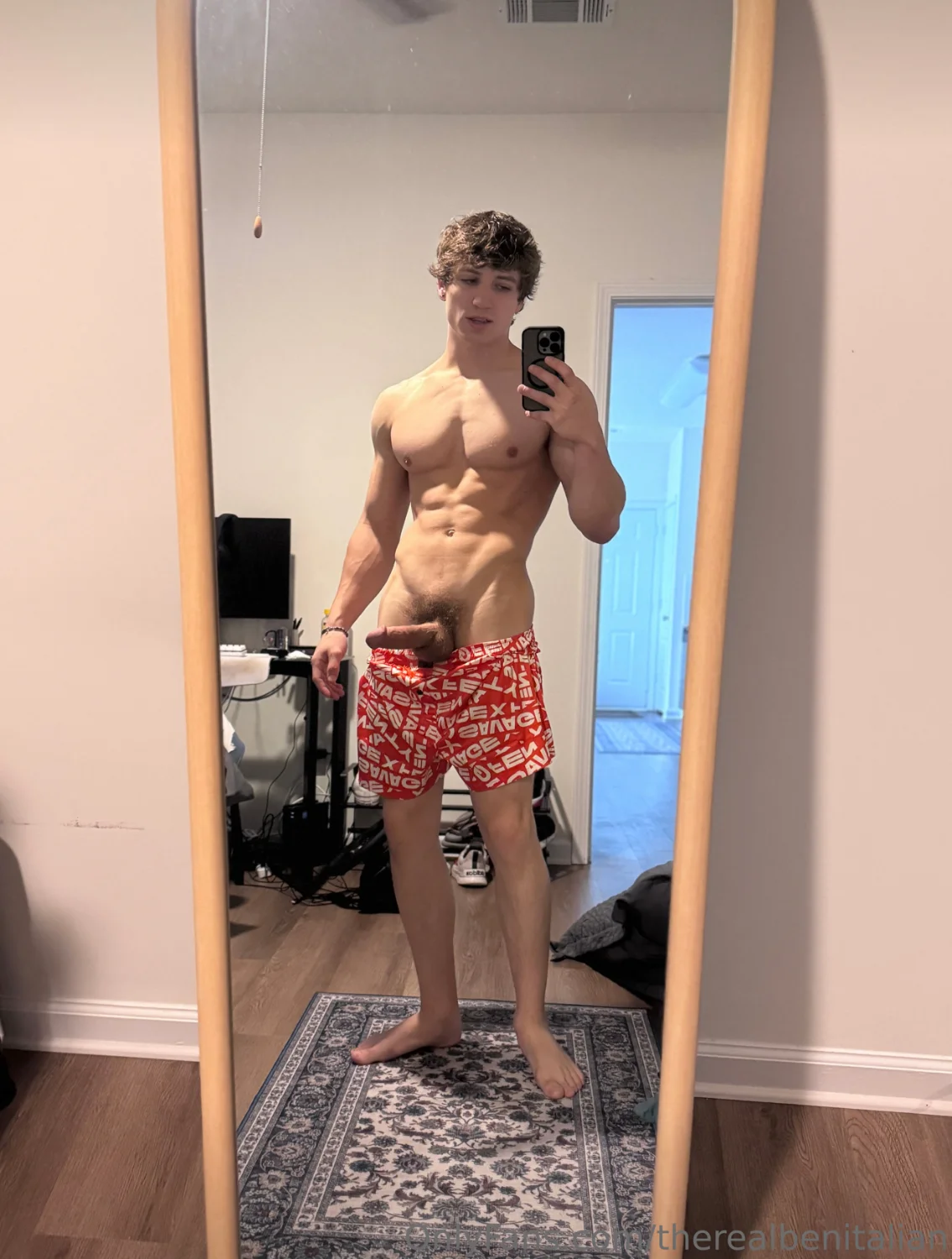 gorgeous stud therealbenitalian nudes PRIVATE
0