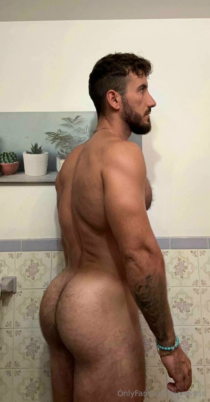 hairy Samvass twitter
0