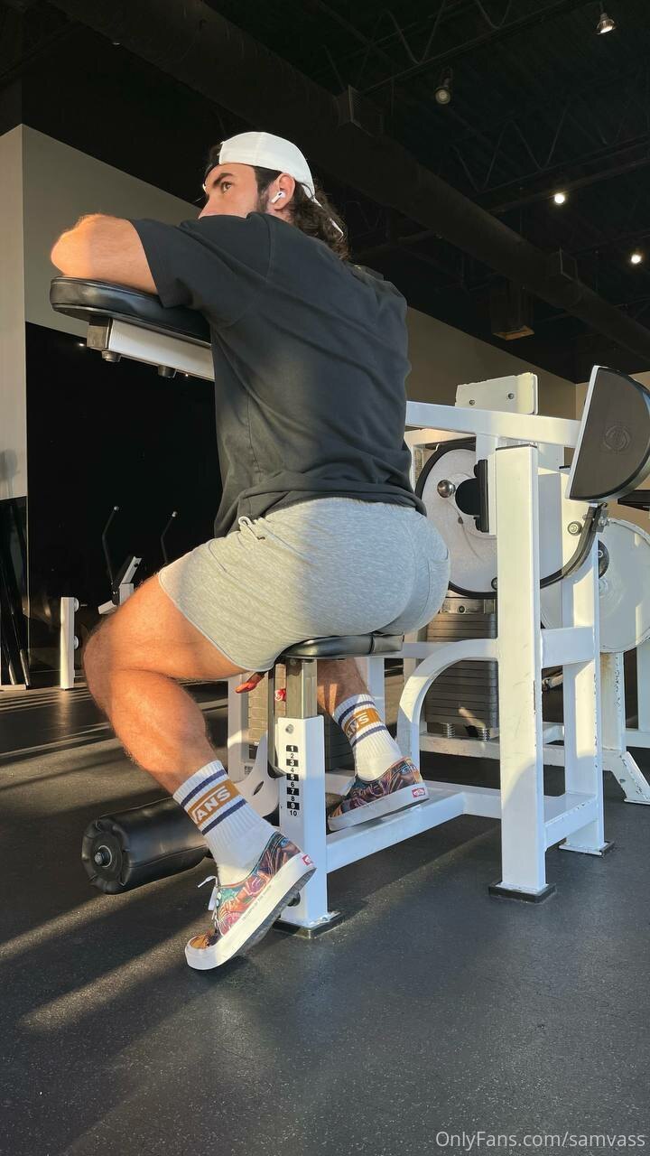 hairy Sotirios Vasileiou male thot
0