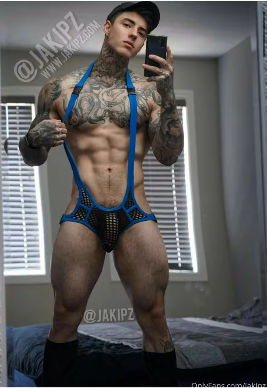 hoe huge cock Jake Andrich   Exposed
2