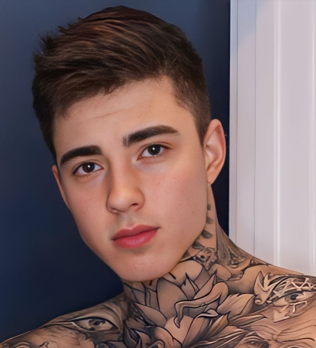 hoe wanking off tiktok Jake Andrich anal
0