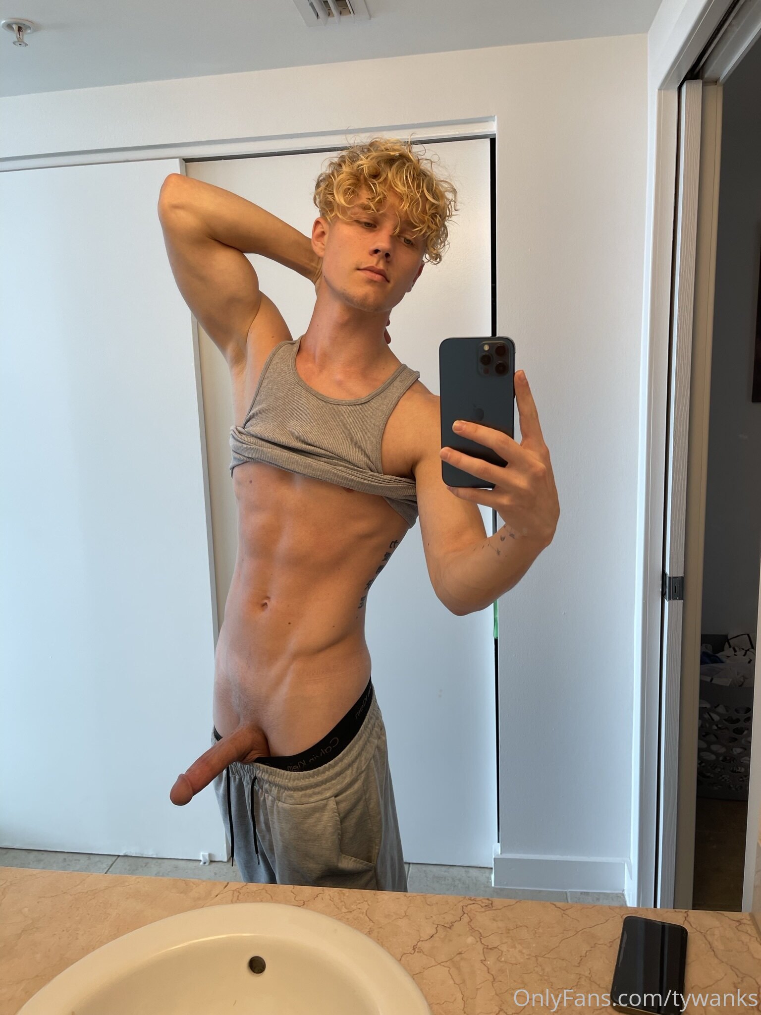 hunky twinkish Tyler Pauley leak xxx video full Epic
3