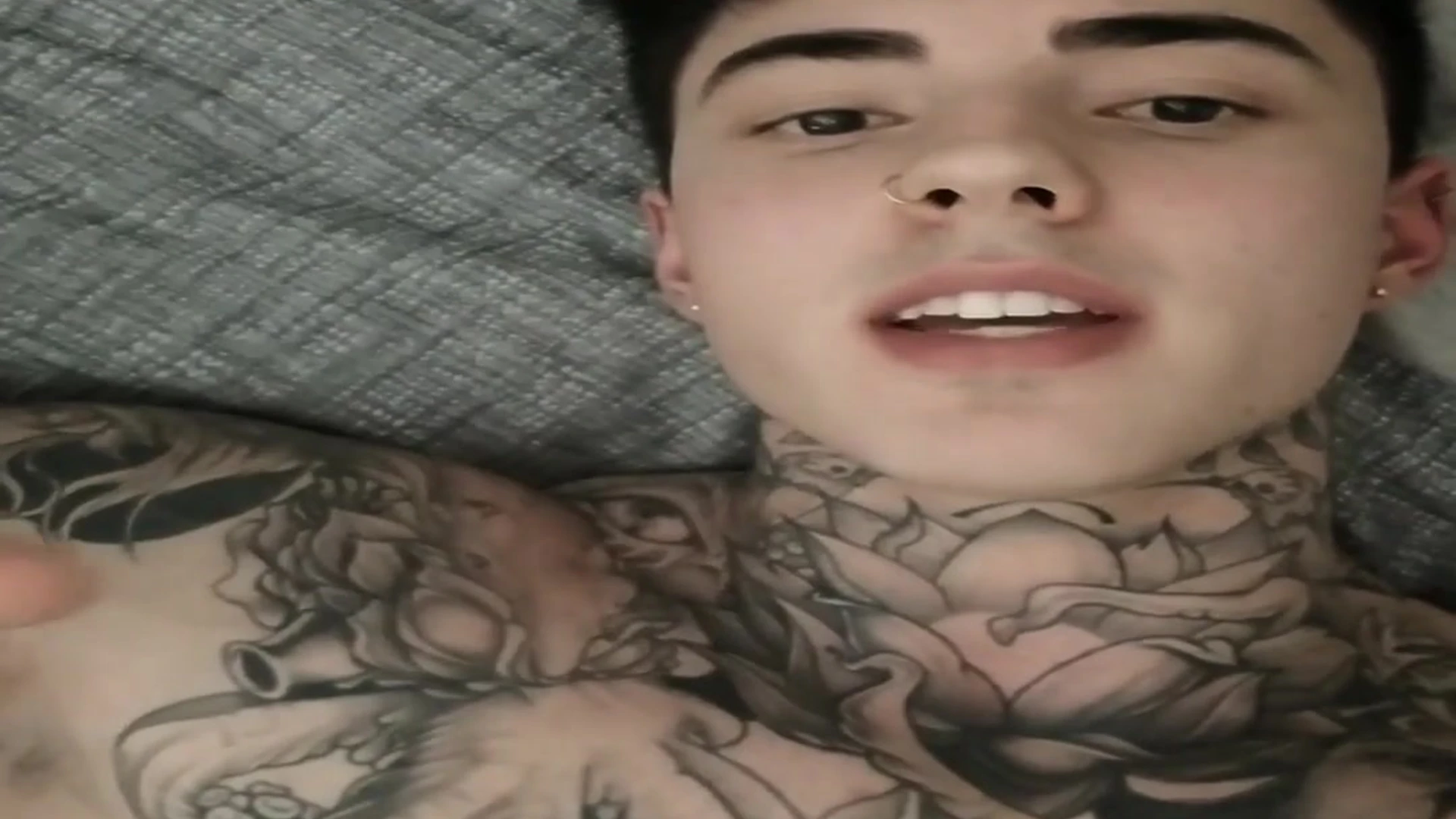 impressive playing with cock tiktoker Jake Andrich nude leaks
22