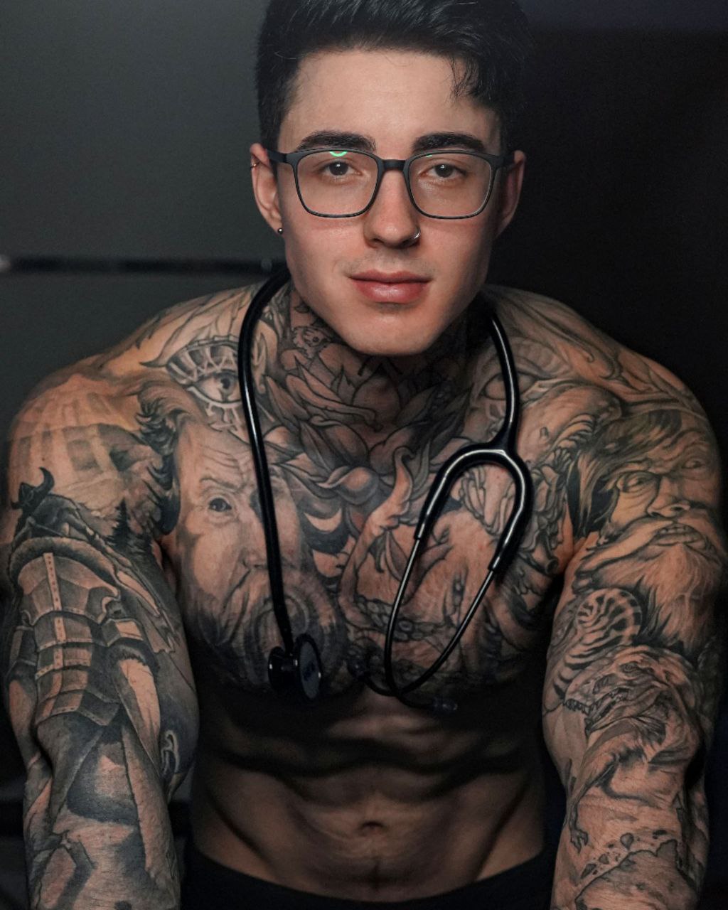 influencer playing with cock big dick Jake Andrich reddit
1