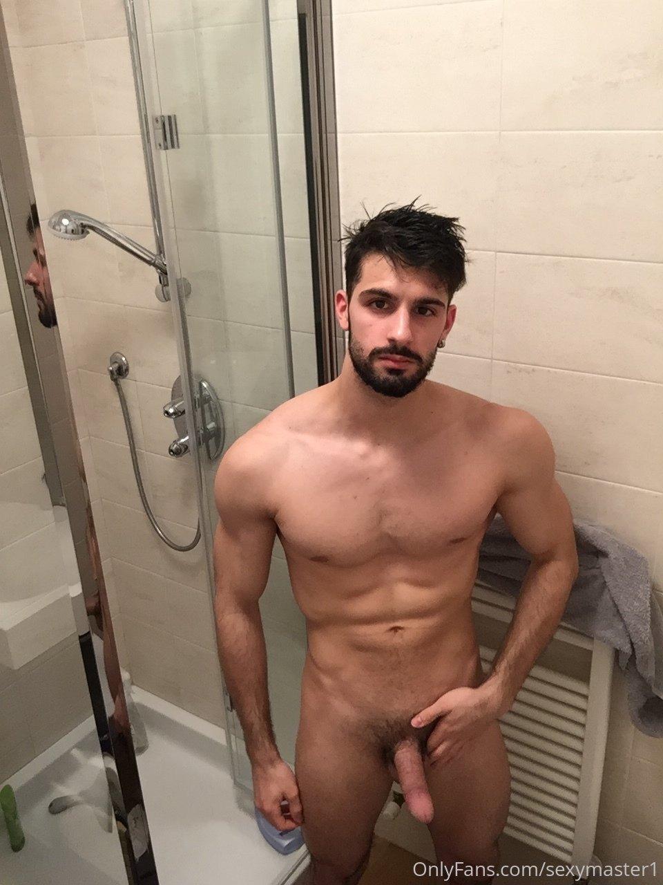 italiano Parsifaltheking of Exposed
4