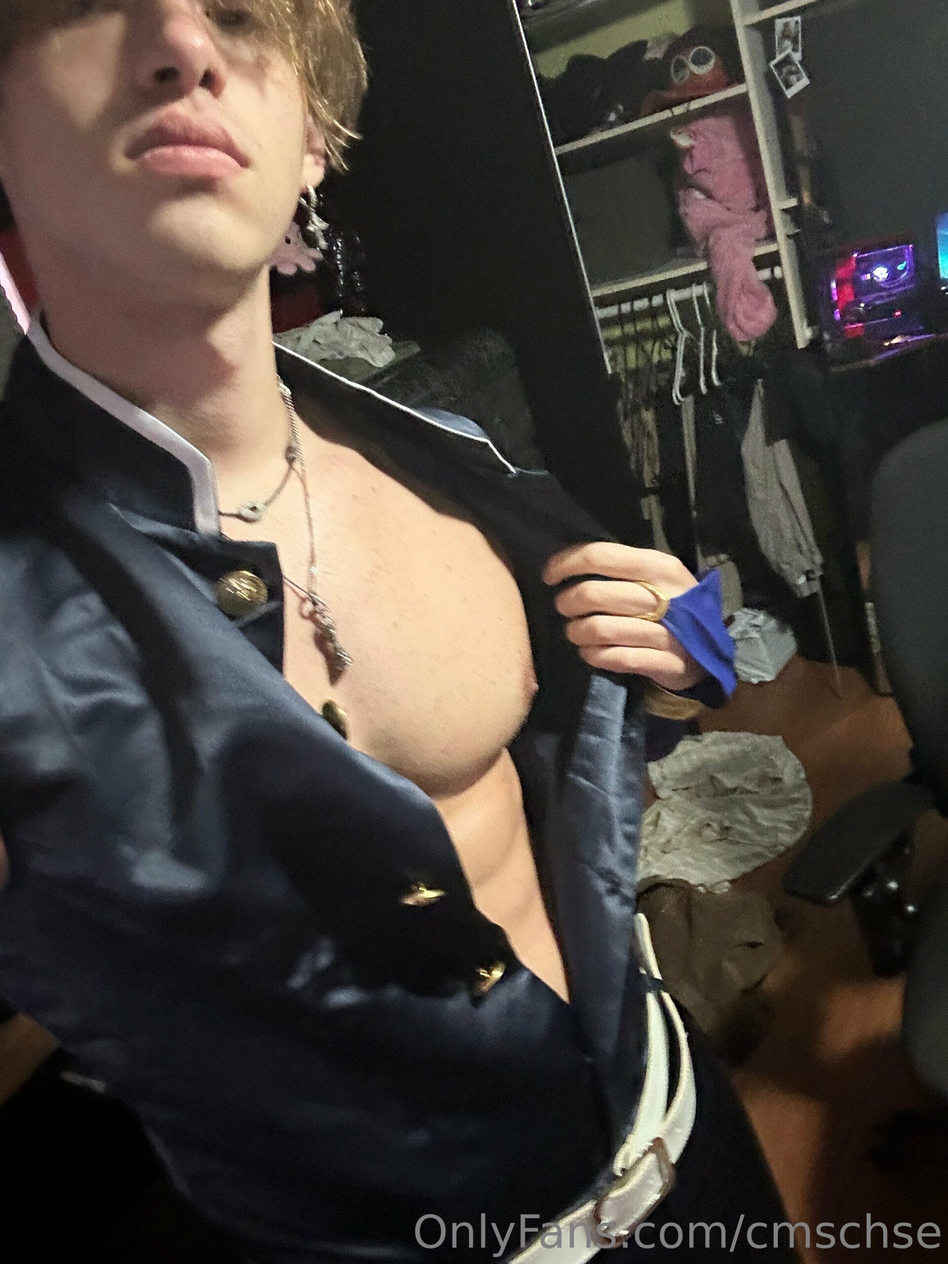 jock cmschse Naked Leaks Sensational
0