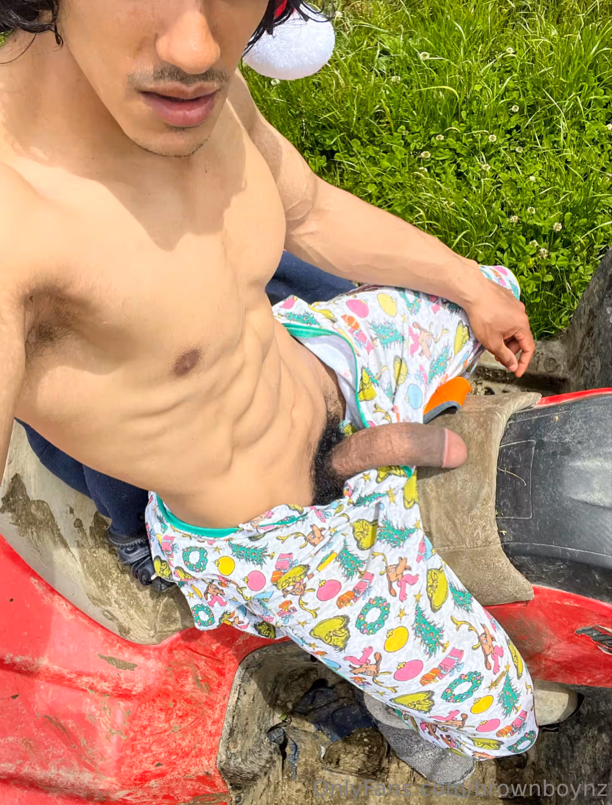 kiwi brownboyfitt onlyfans nudes
1