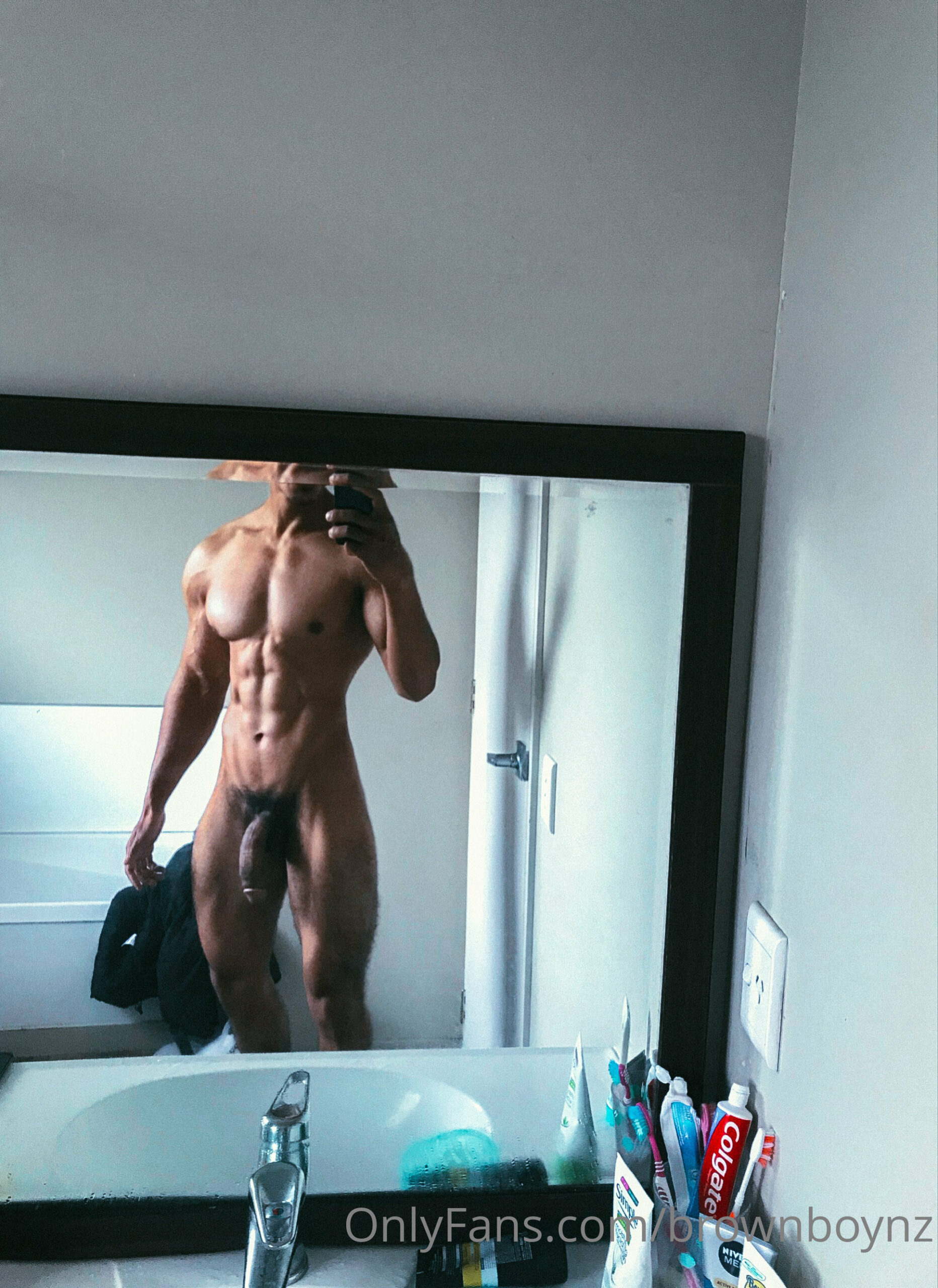 kiwi Brownboynz masturbating Sensational
3