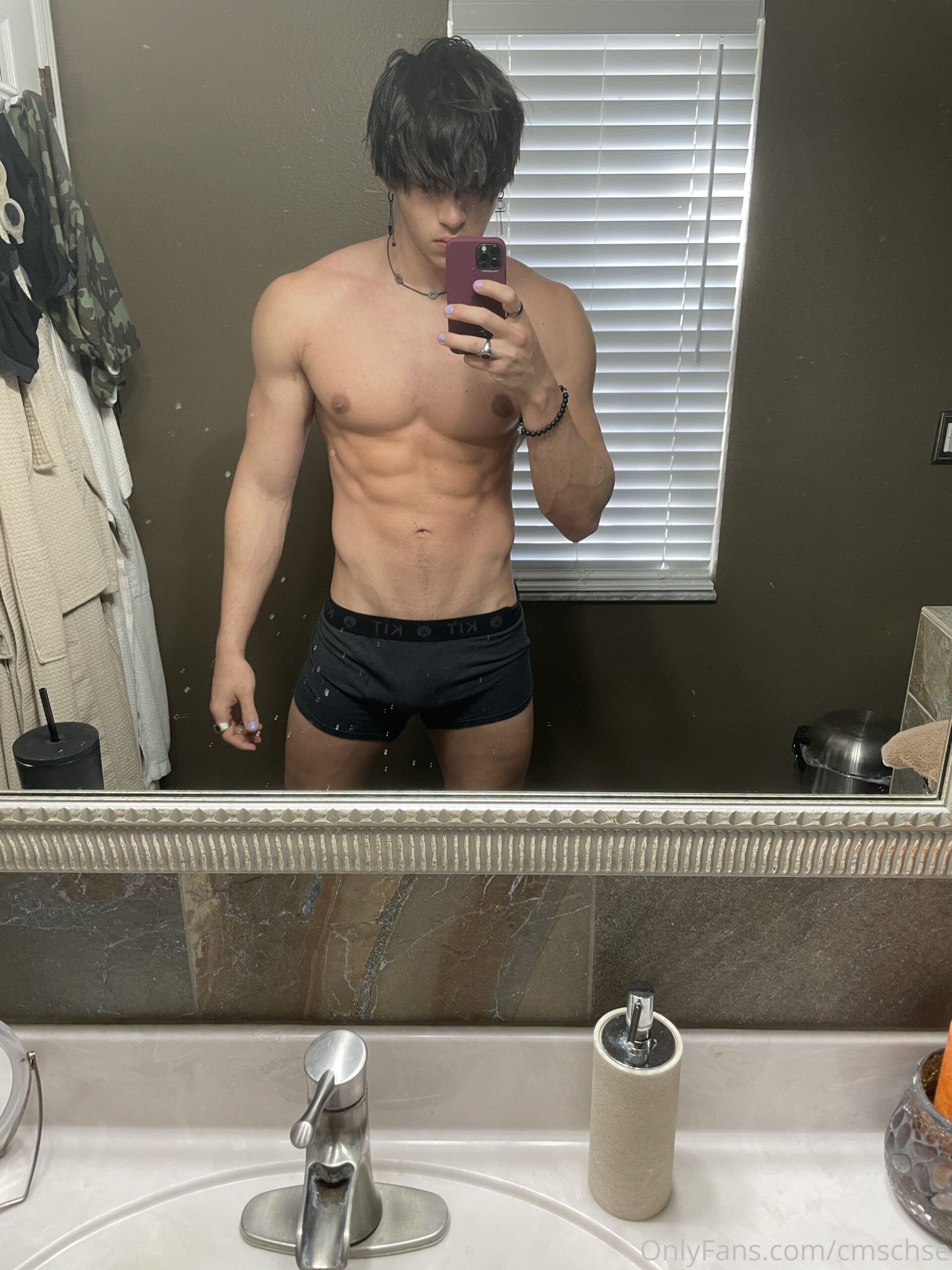Magnetic  jock cmschse onlyfans nude
2