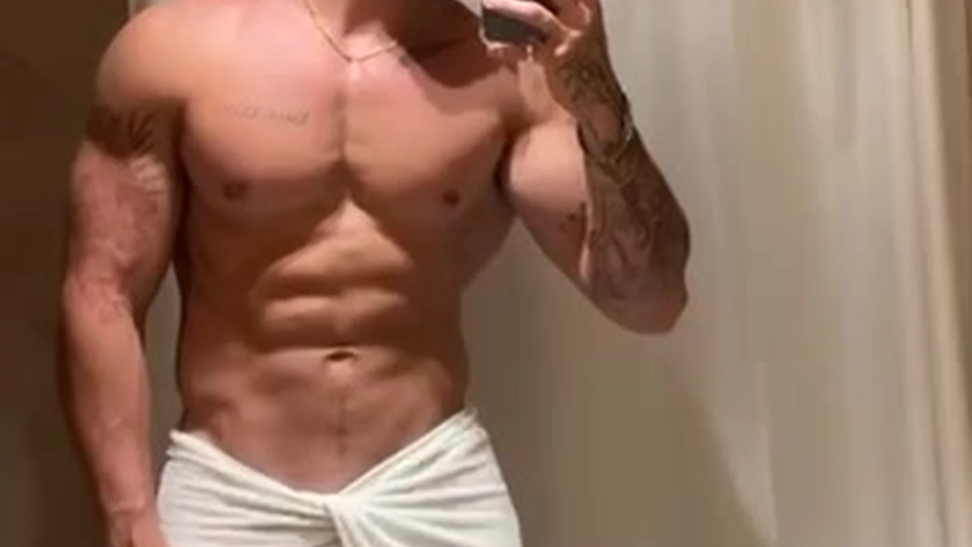 maje heyitssimon Nude onlyfans Exposed
0
