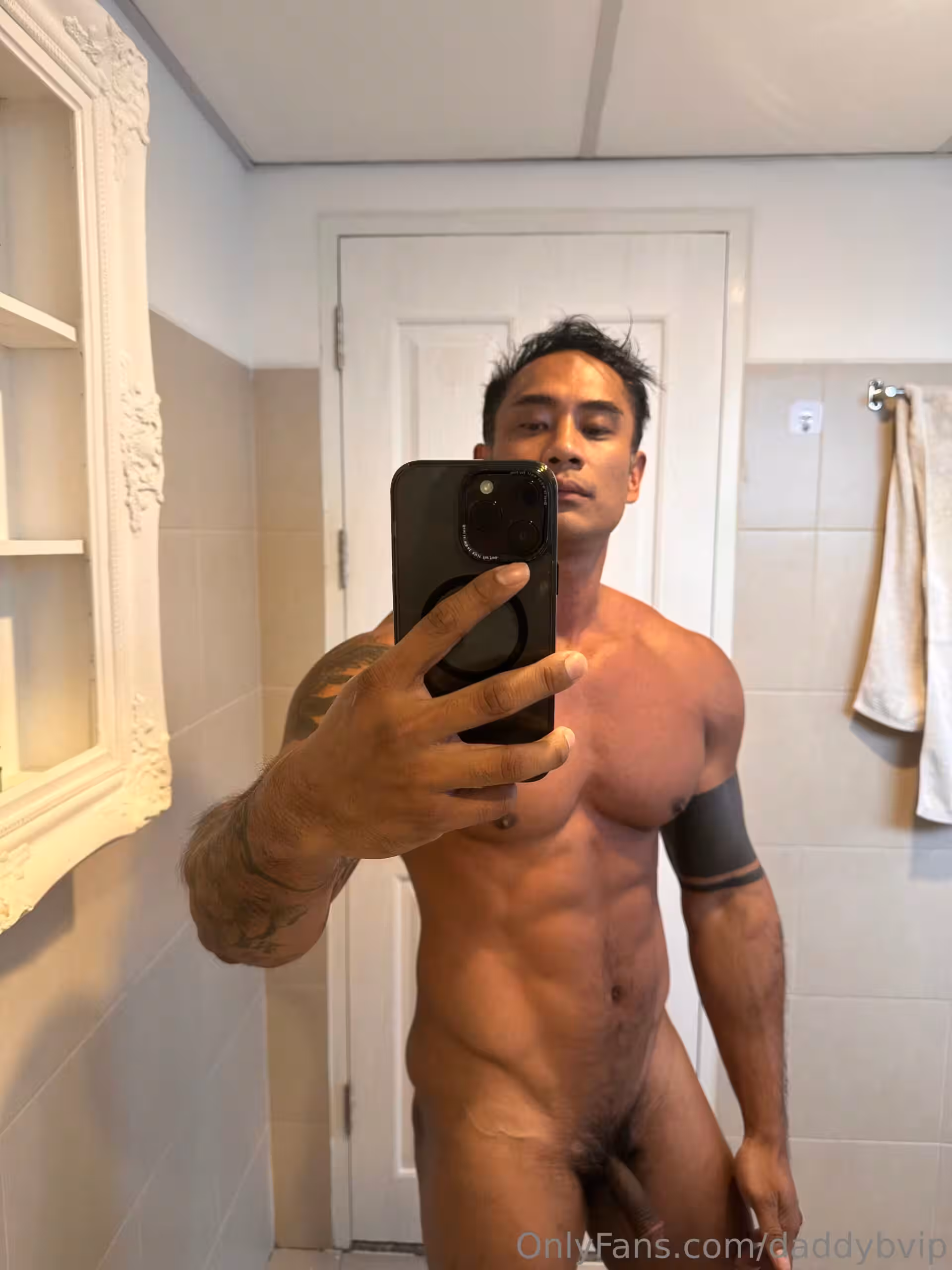 manwhore beefcake bulkstate naked pics
0