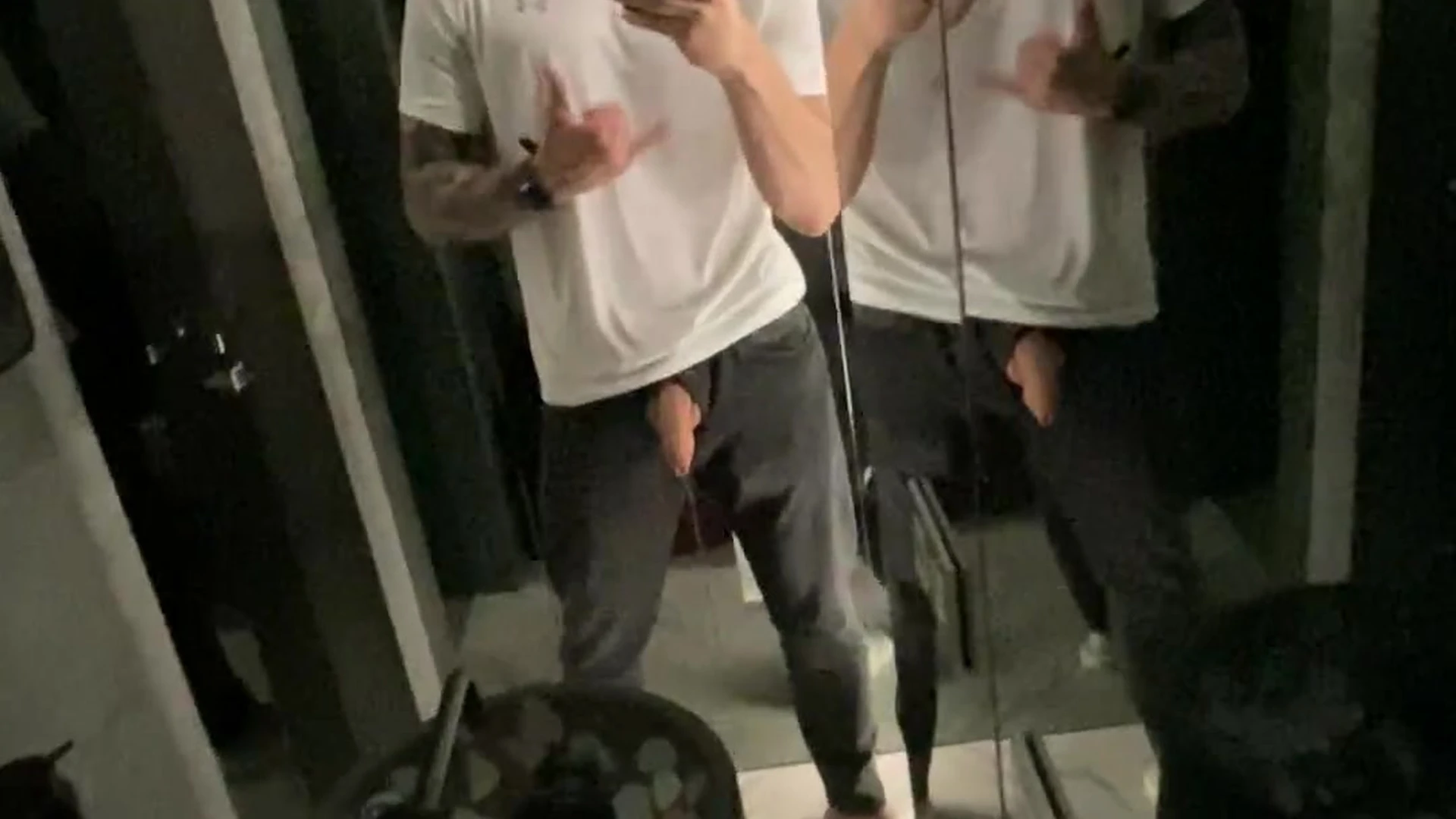 manwhore playing with himself український гей Max Barz cams
1