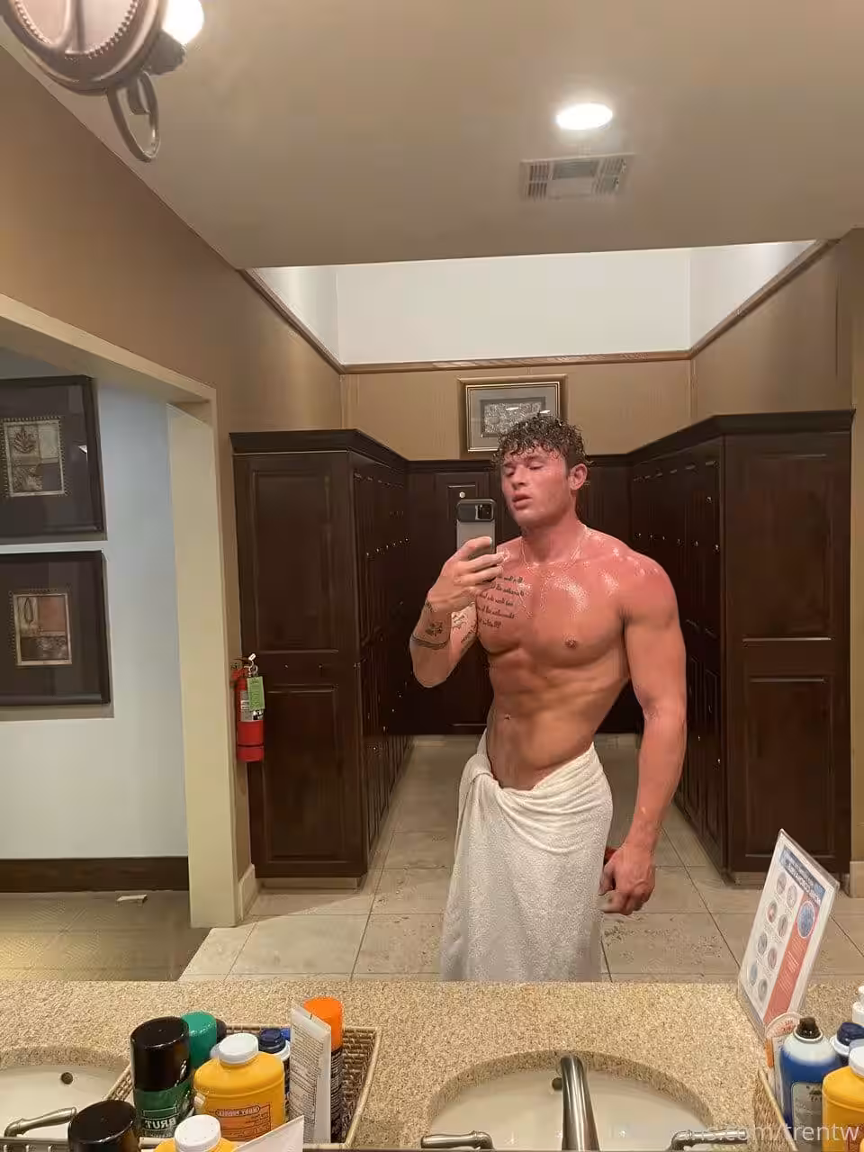 masculine daddy Trent Williams fapello Full Clip
4