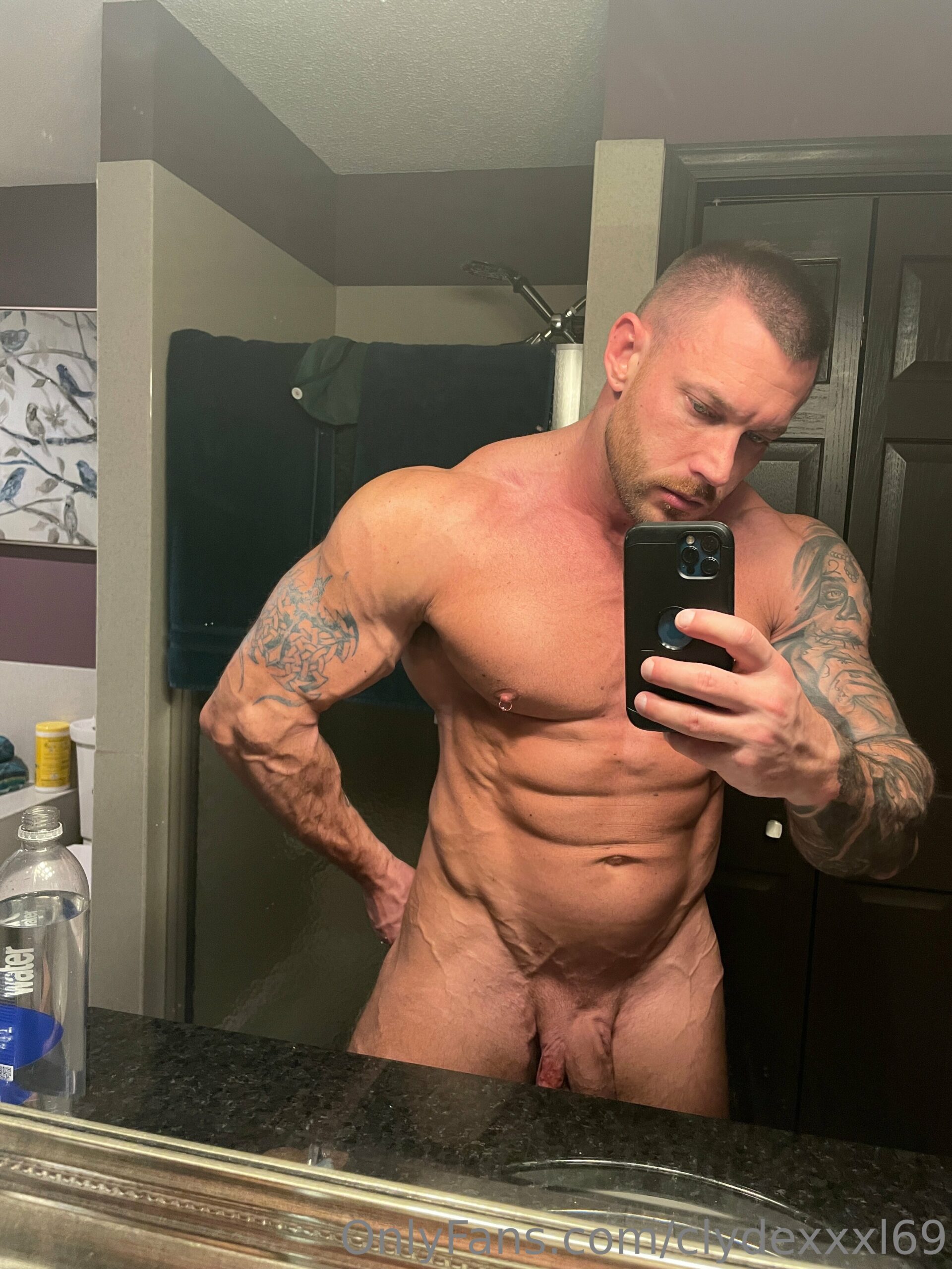 Motivated shredded clydexxxl69 bussy Exposed
0